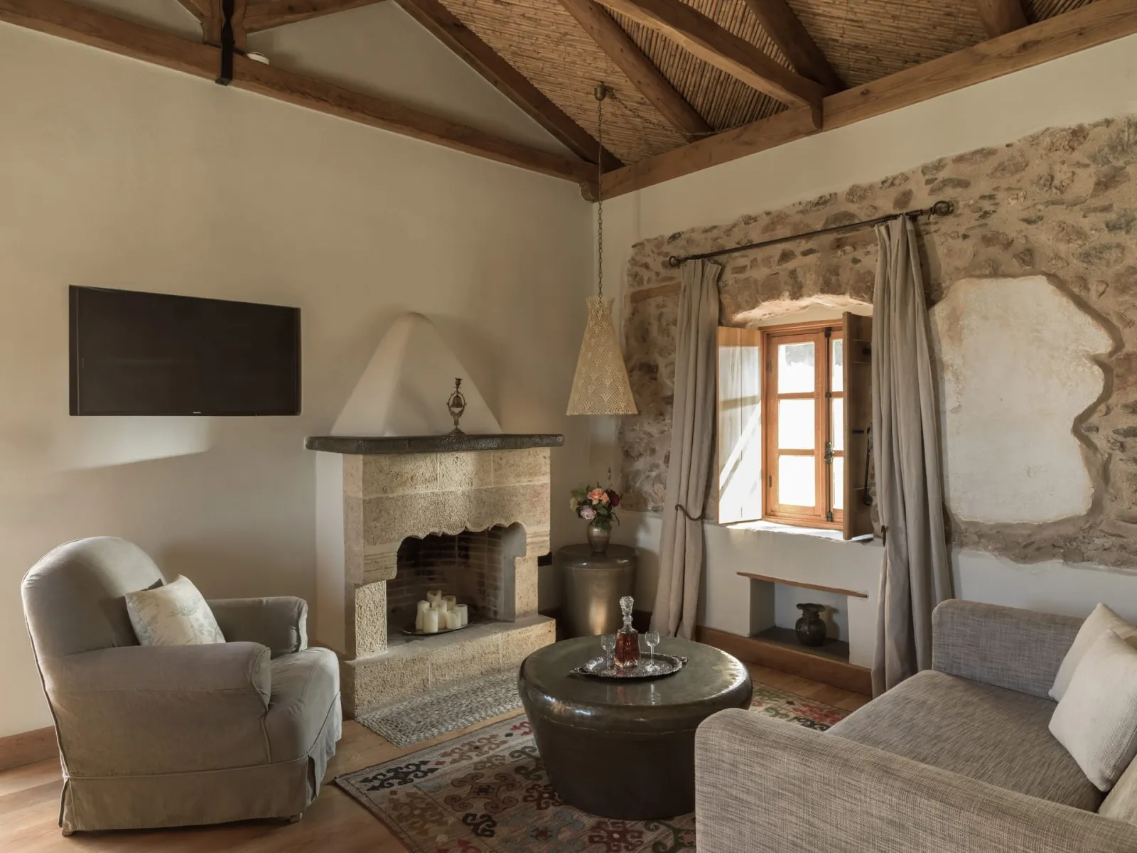 Kinsterna Suite