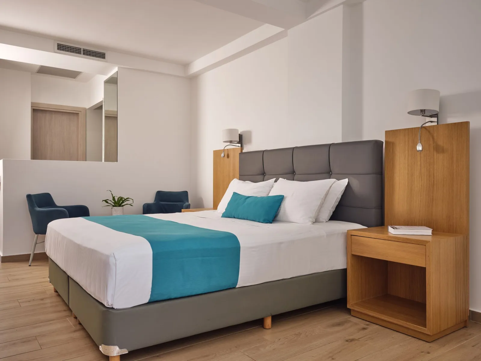 Superior Double Room with Shared Pool