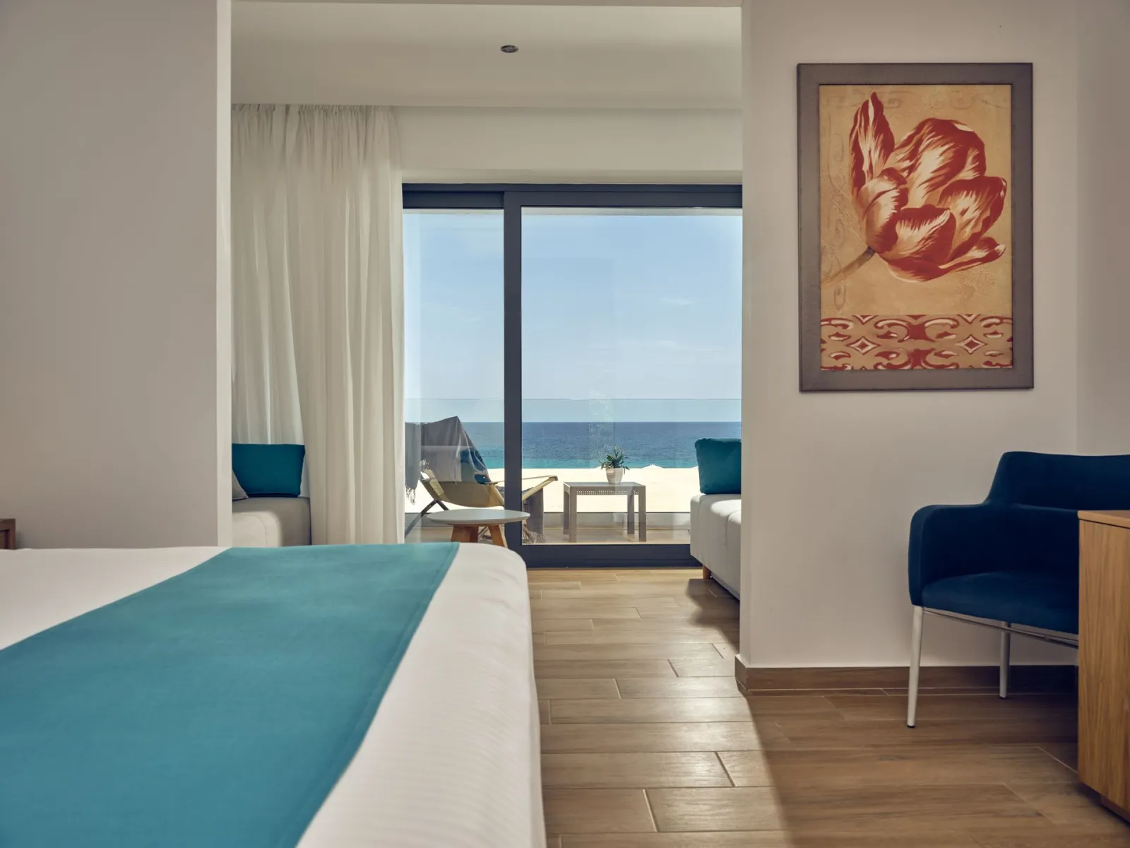 Suite with Panoramic Sea View