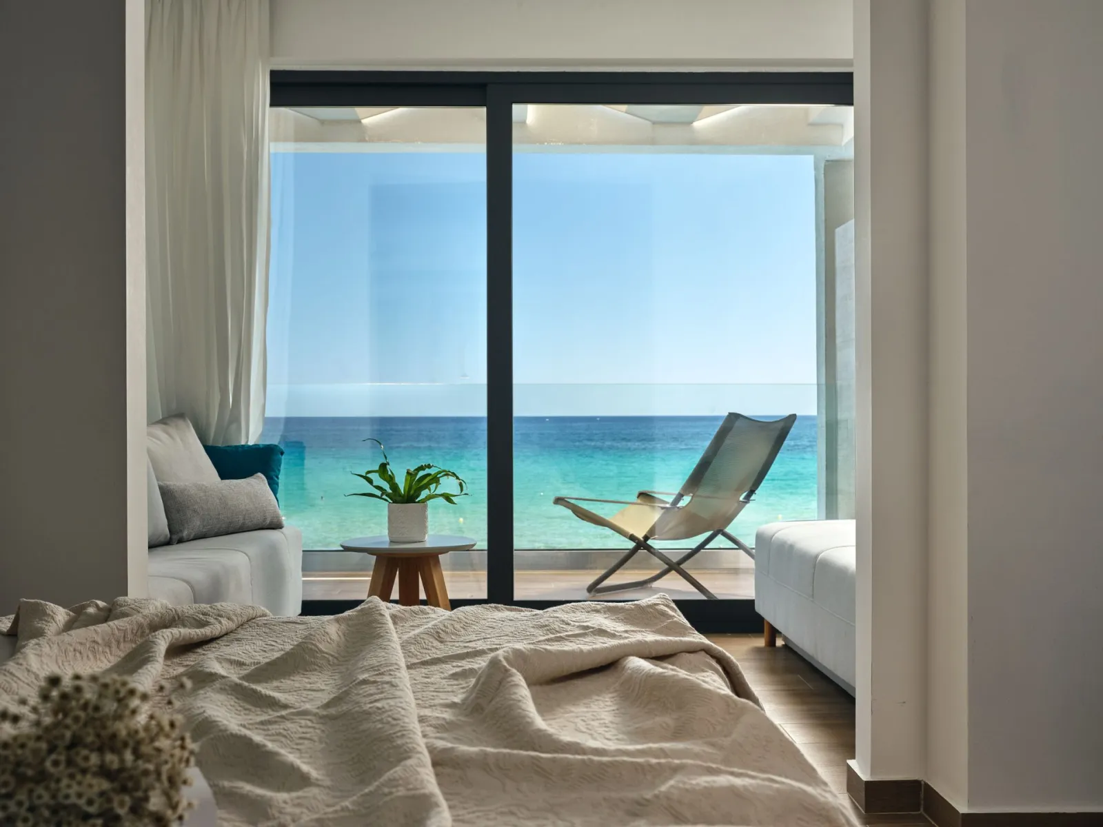 Sea Side Suite with Panoramic Sea View