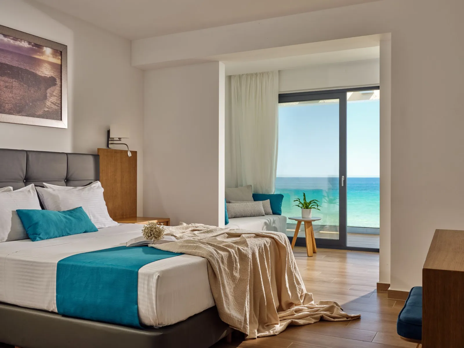 Sea Side Suite with Panoramic Sea View