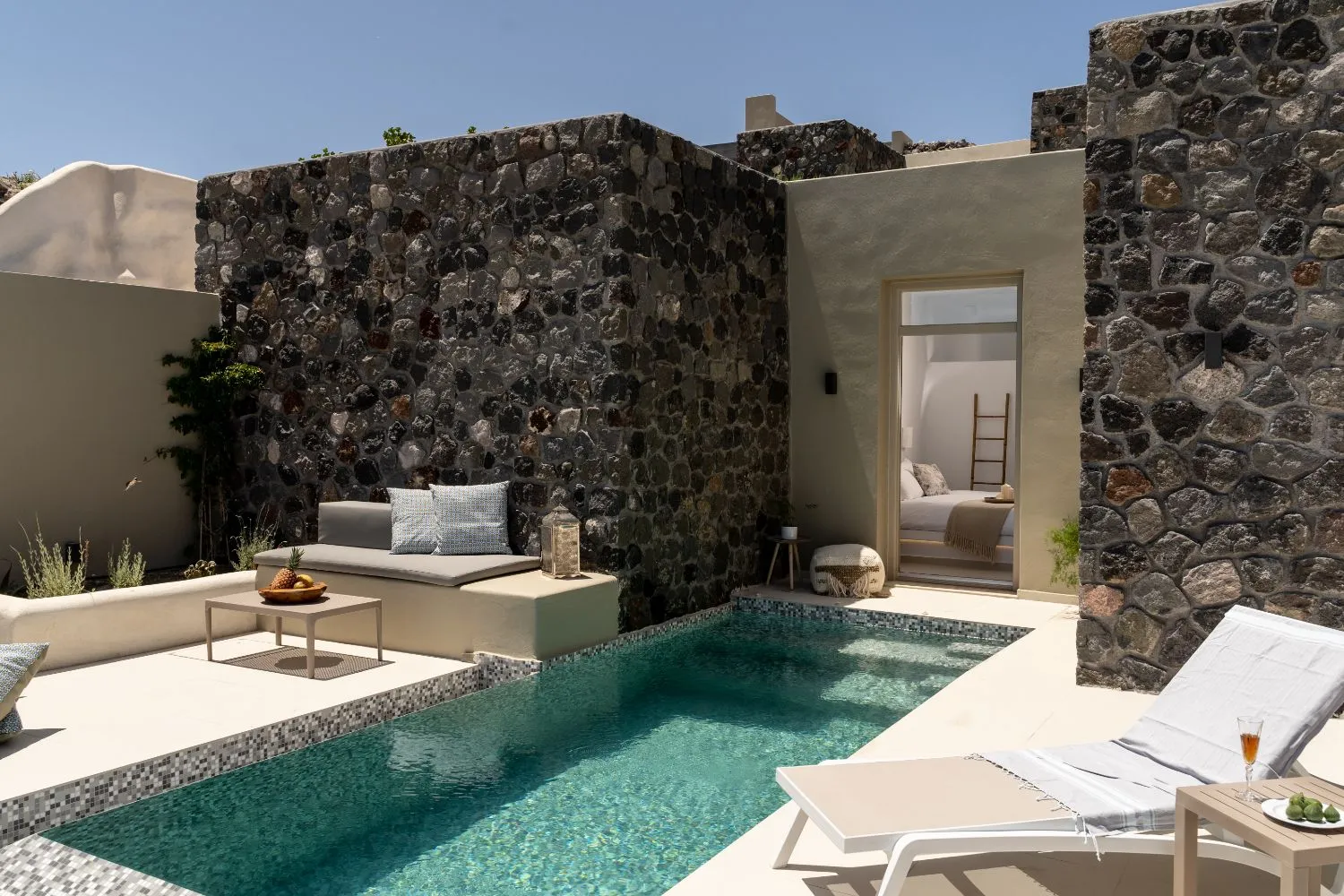 Deluxe Private Villa with Pool and Sea View