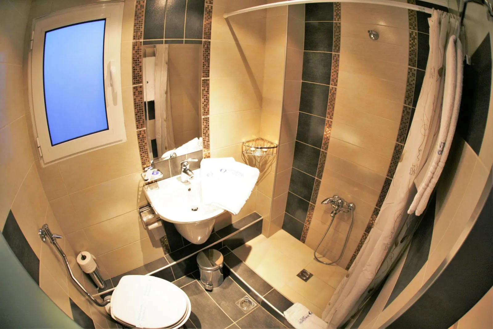 Suite with Hot Tub