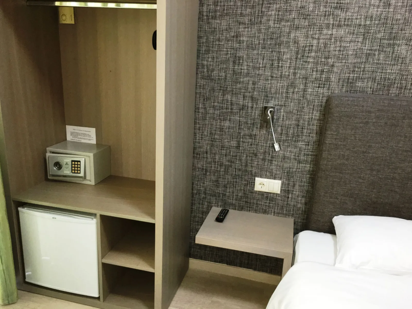 Executive Twin Room with Balcony