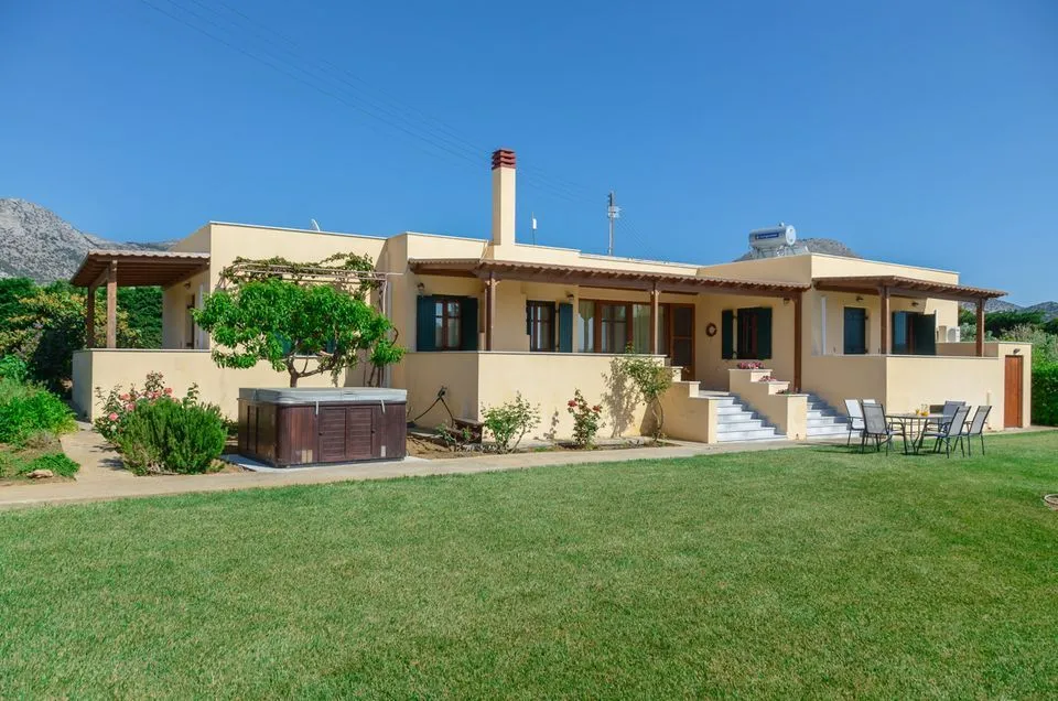 Cottage House 2