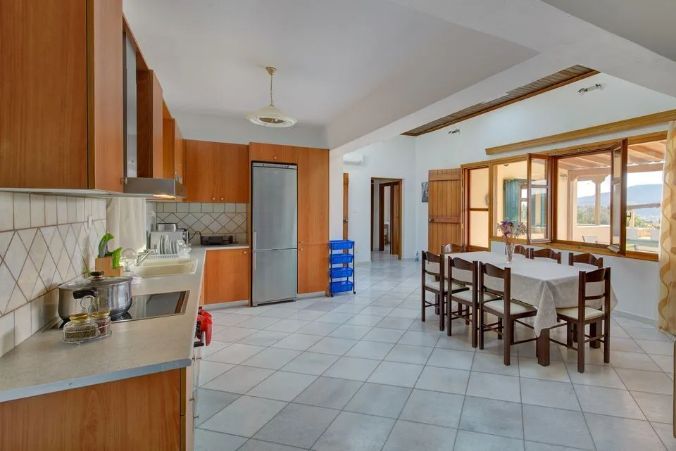 Naxos Cottage Estate