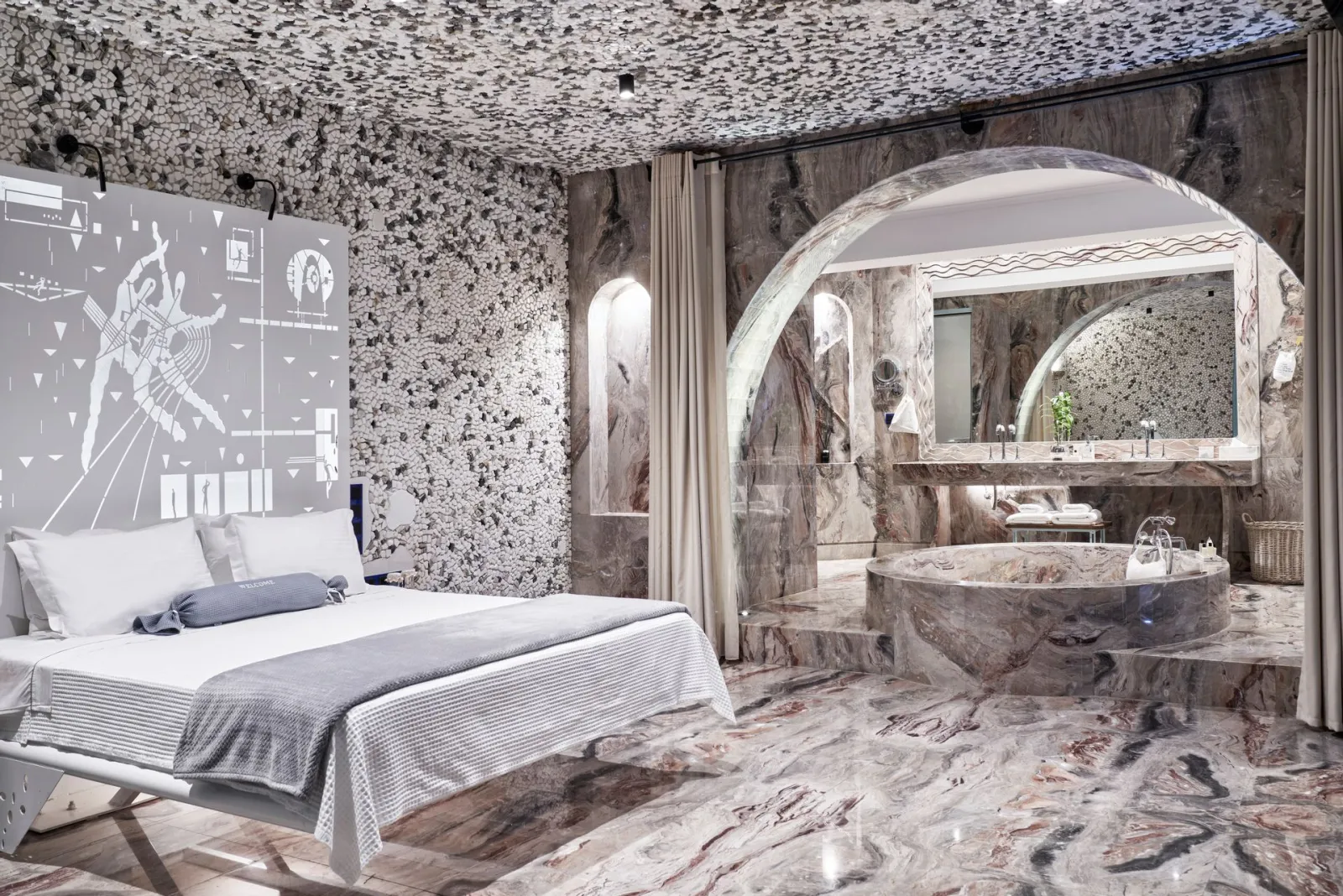 Sea View Suite