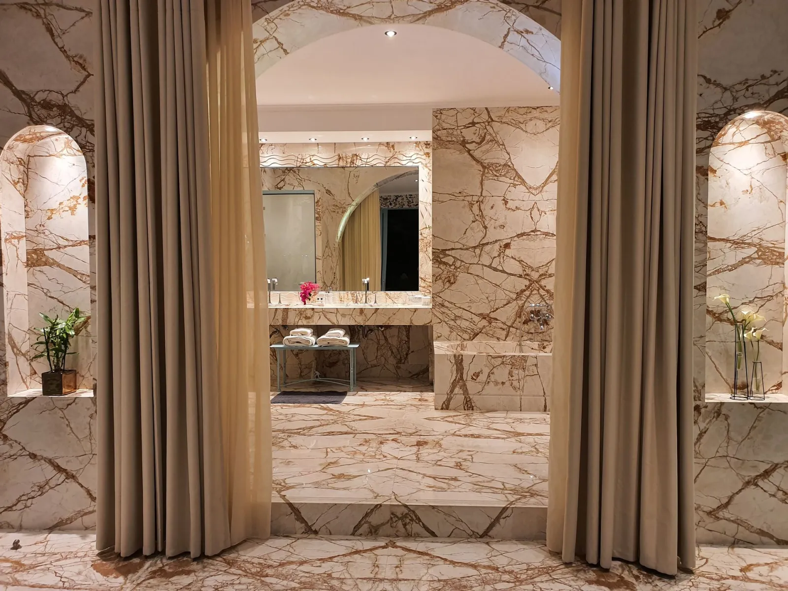 Sea View Suite