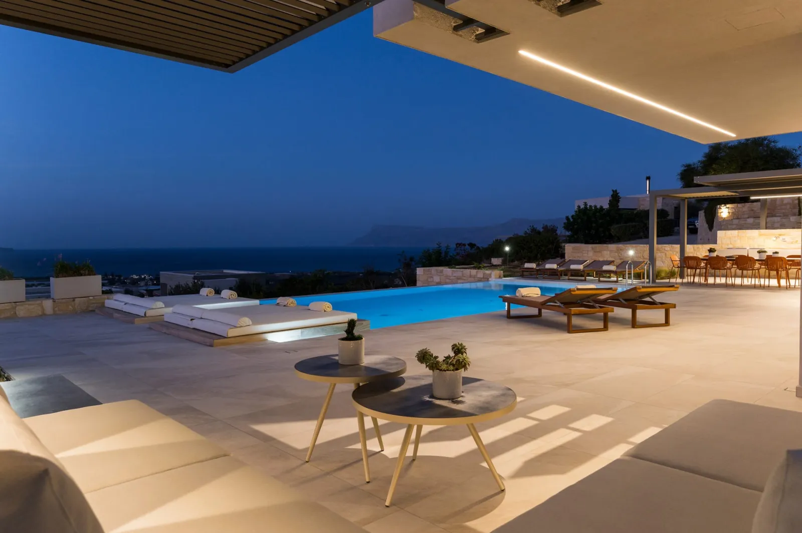 Five – Bedrooms Villa Majestic