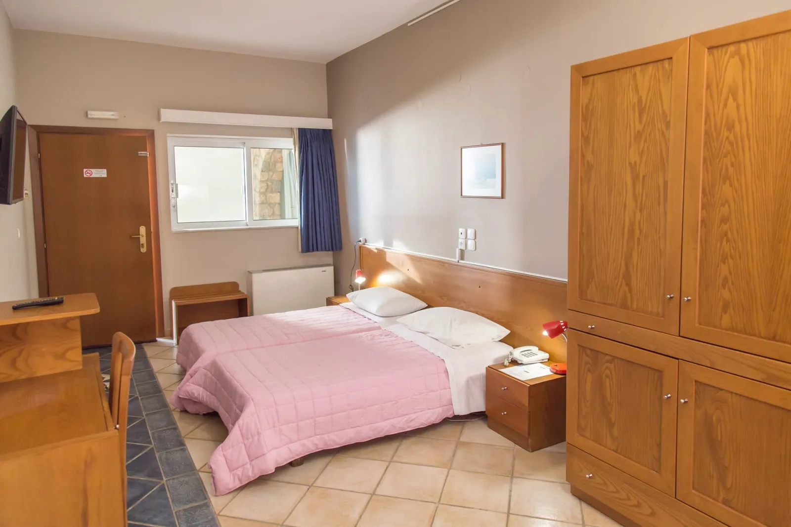 Family Seafront Apartment