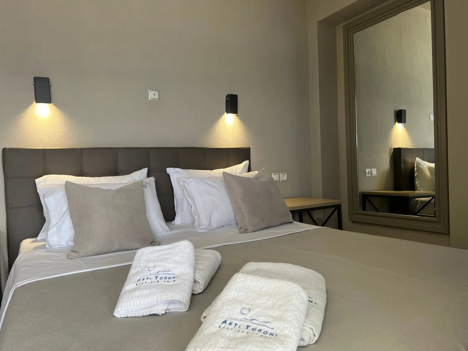 Two Bedroom Studio with Sea View