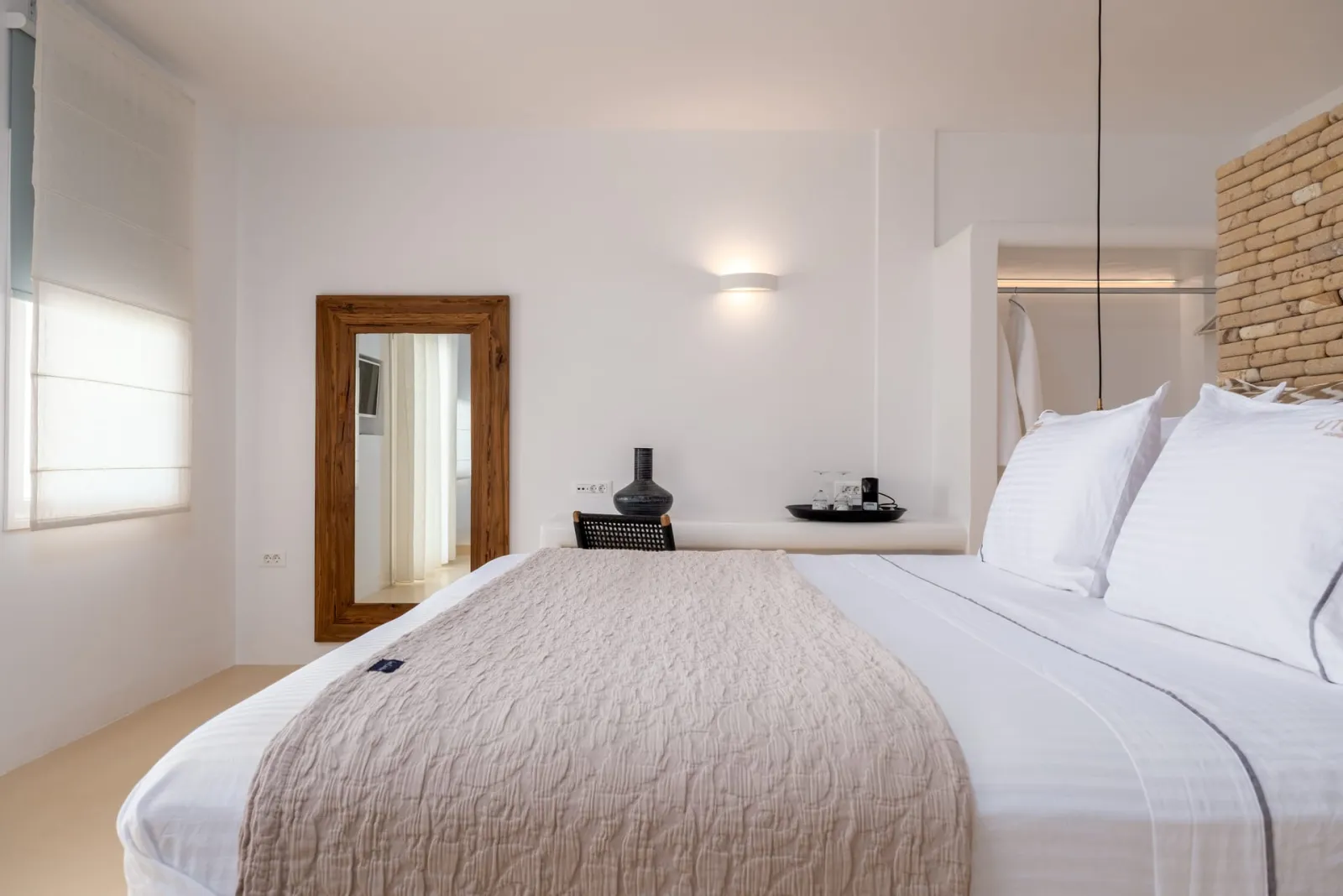 Utopia Heart Pool Suite with Sea View