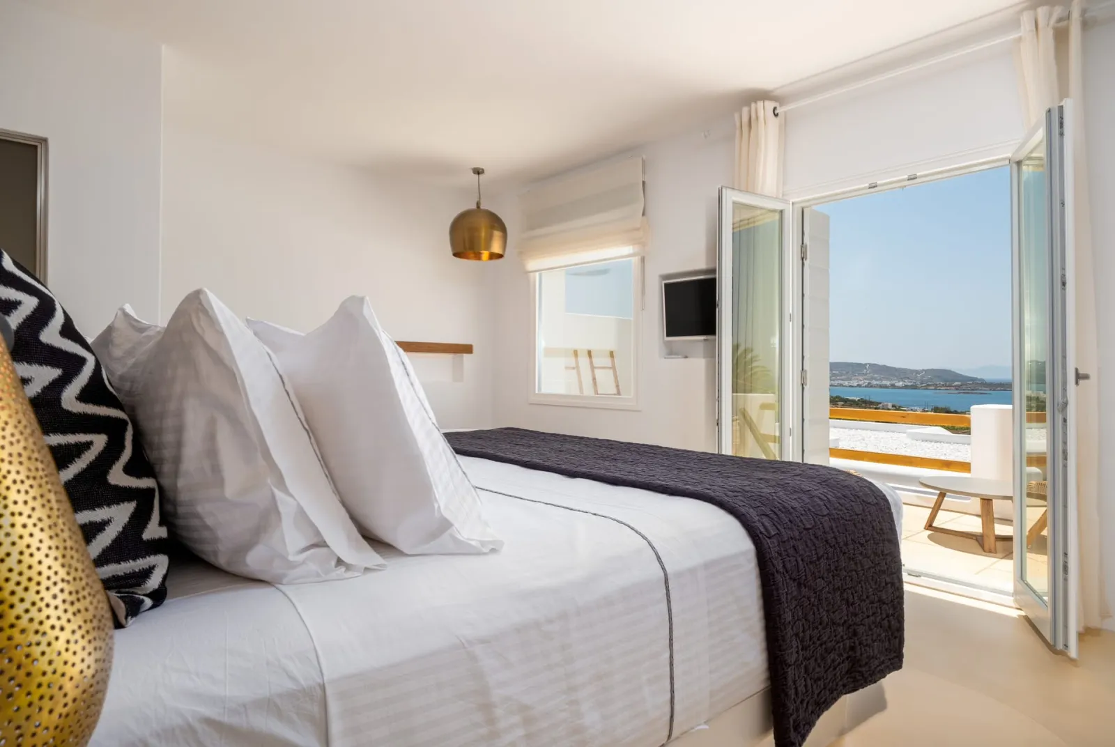 Supreme Suite with Infinity Private Pool and Sea View - ANNEX