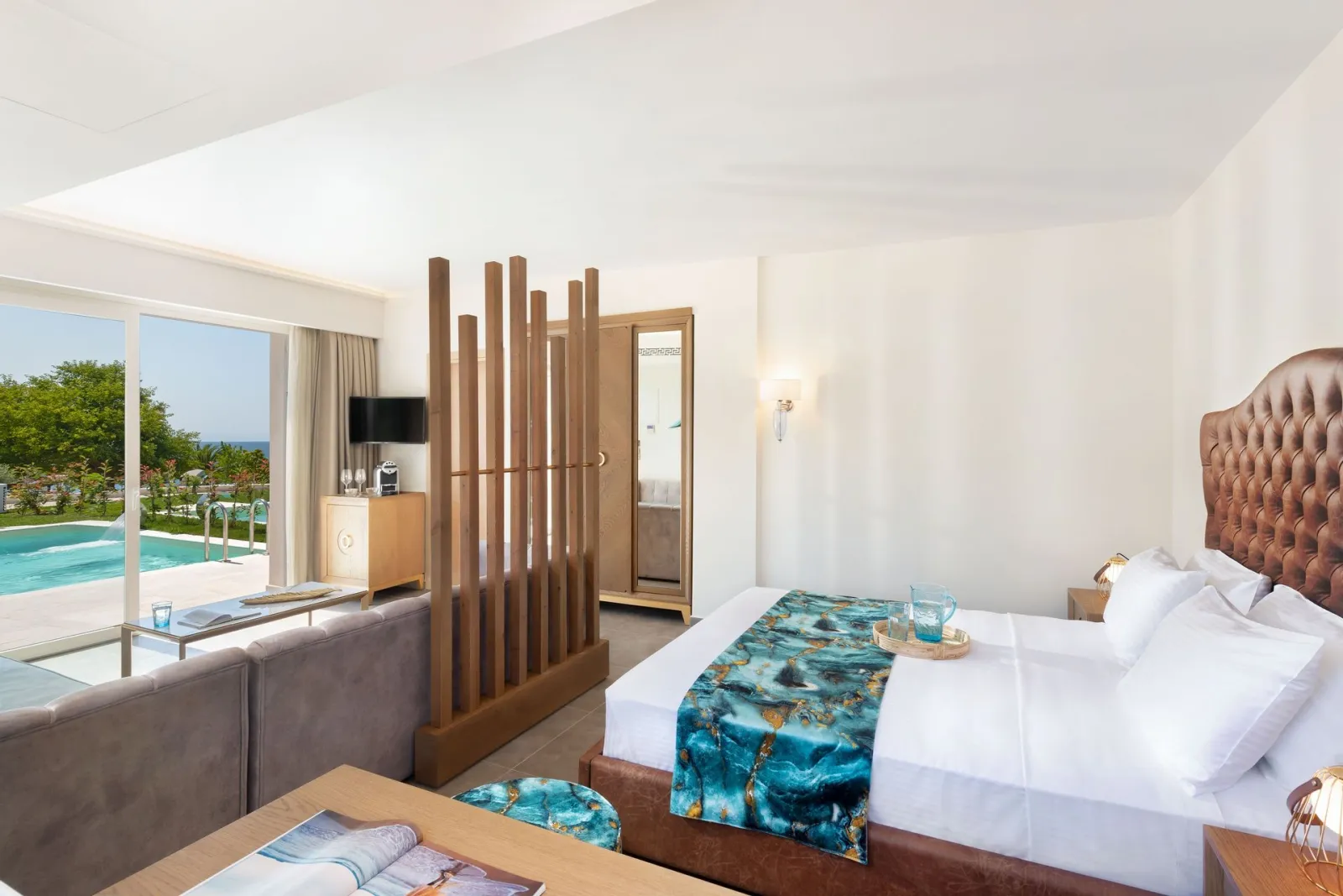 Junior Suite Sea View with Private pool