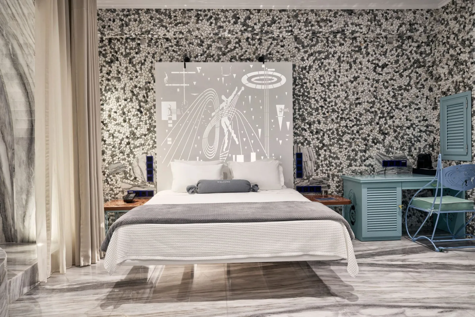 Echoes of Happiness | Two-Bedroom for 4