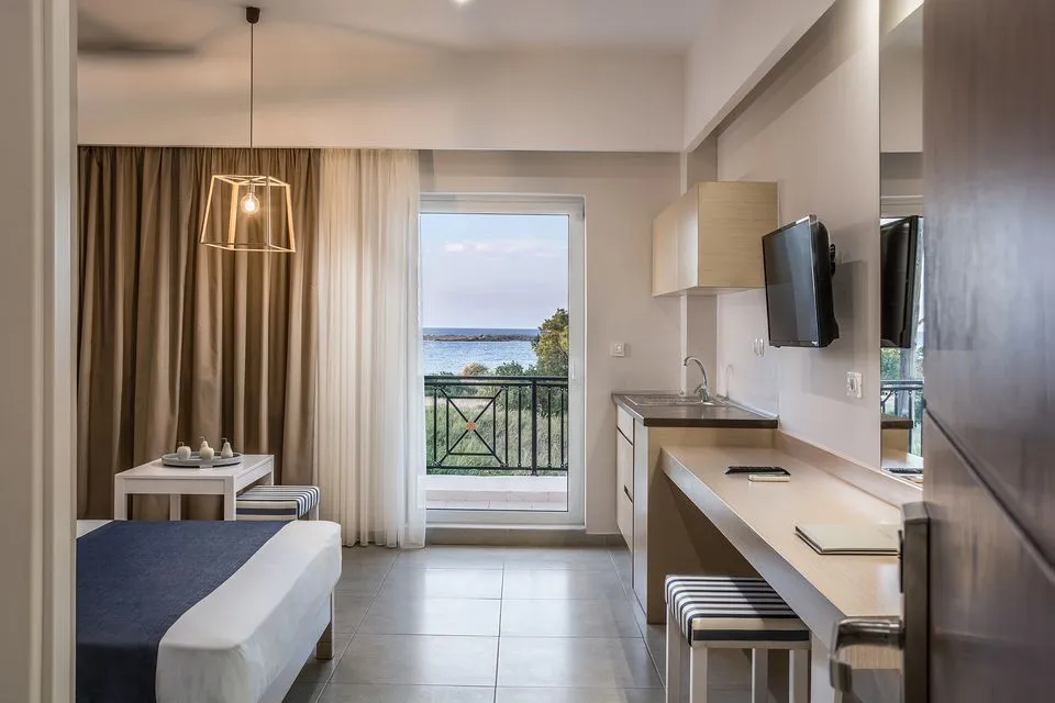 Studio with Sea View