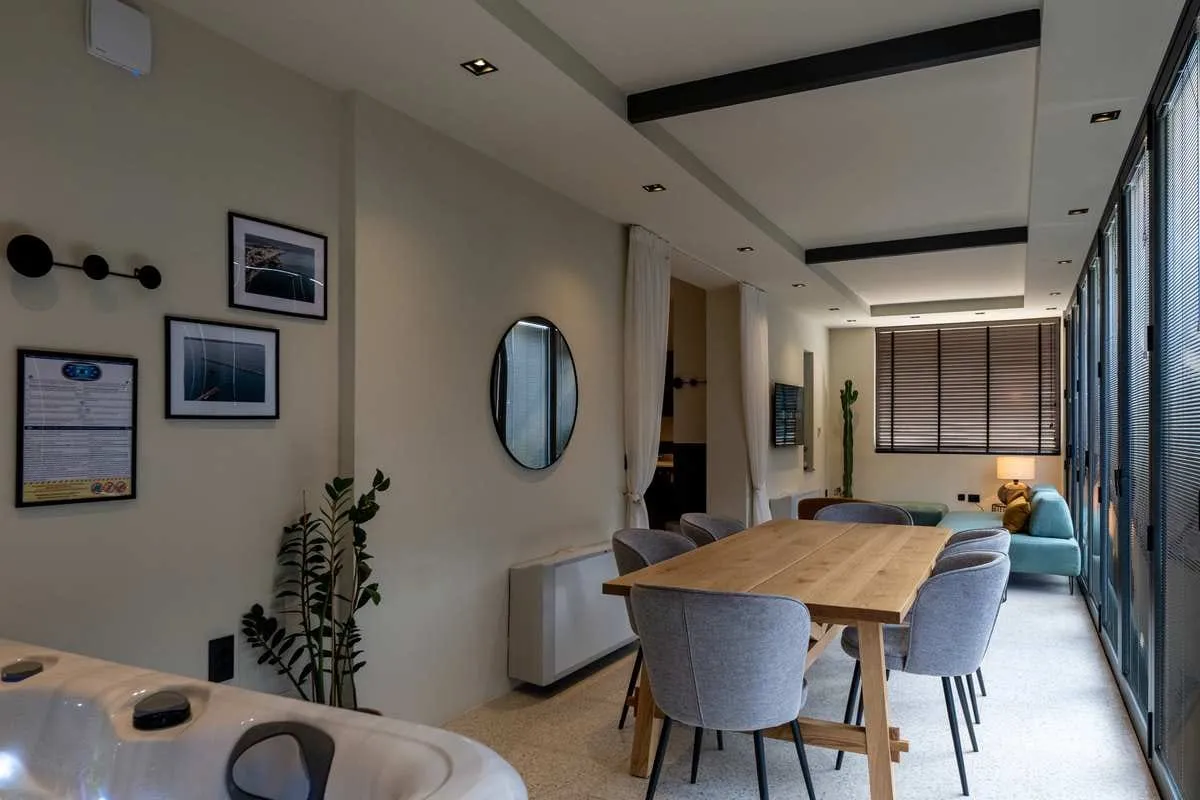 Penthouse Suite - Evripidou 7