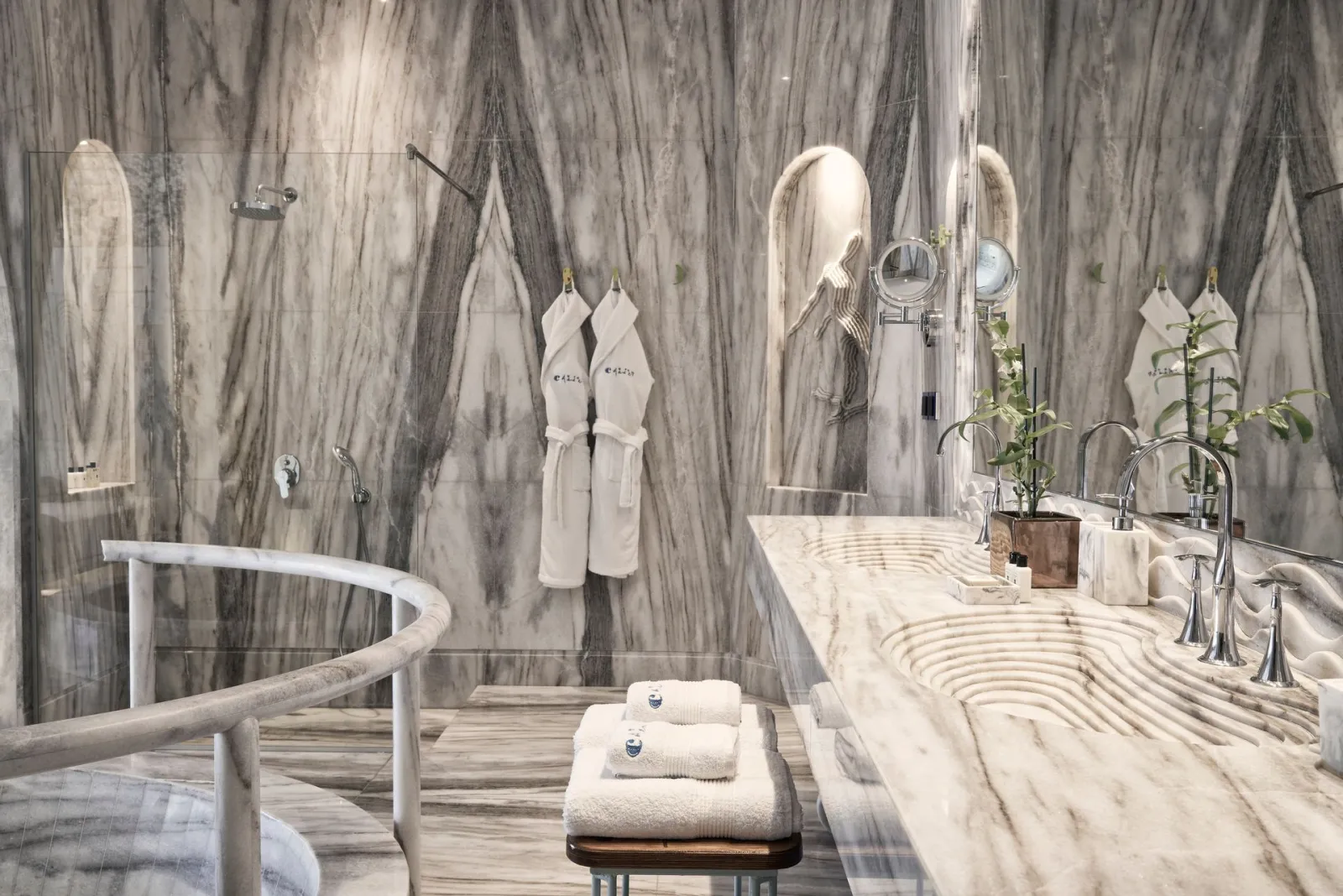 Ray of Light Suite | Three-Bedroom