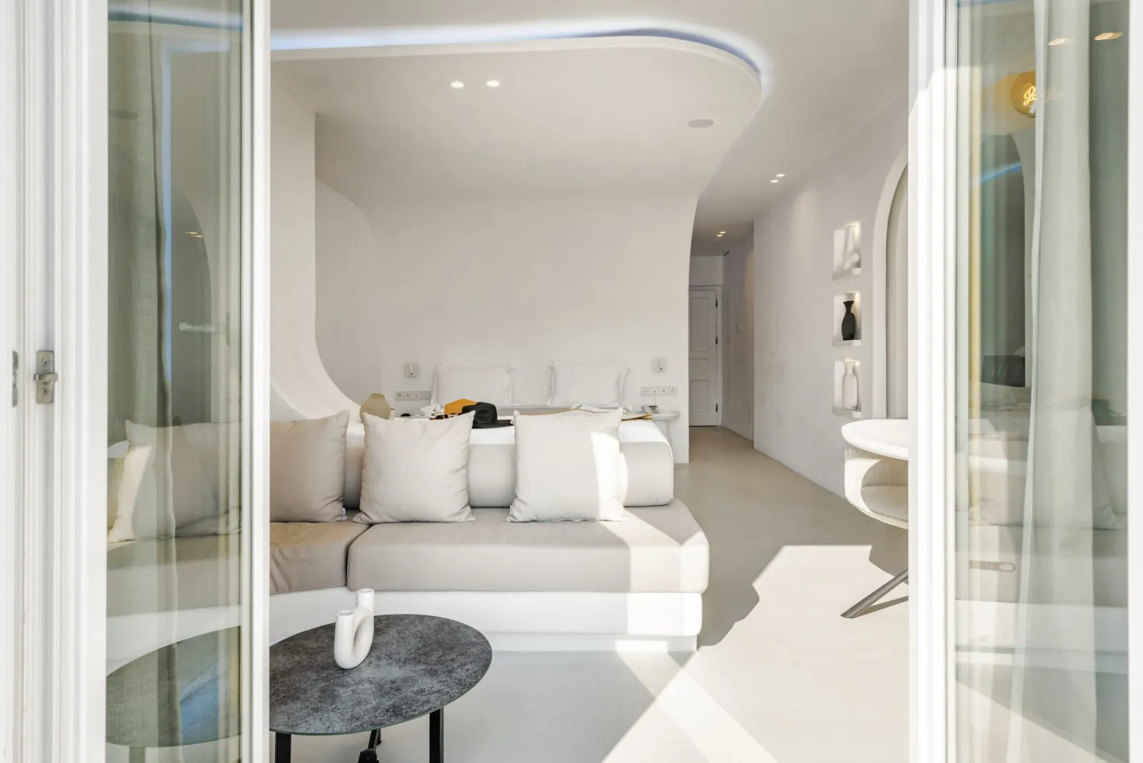 Kivotos Two Bedroom Suite with Sea view