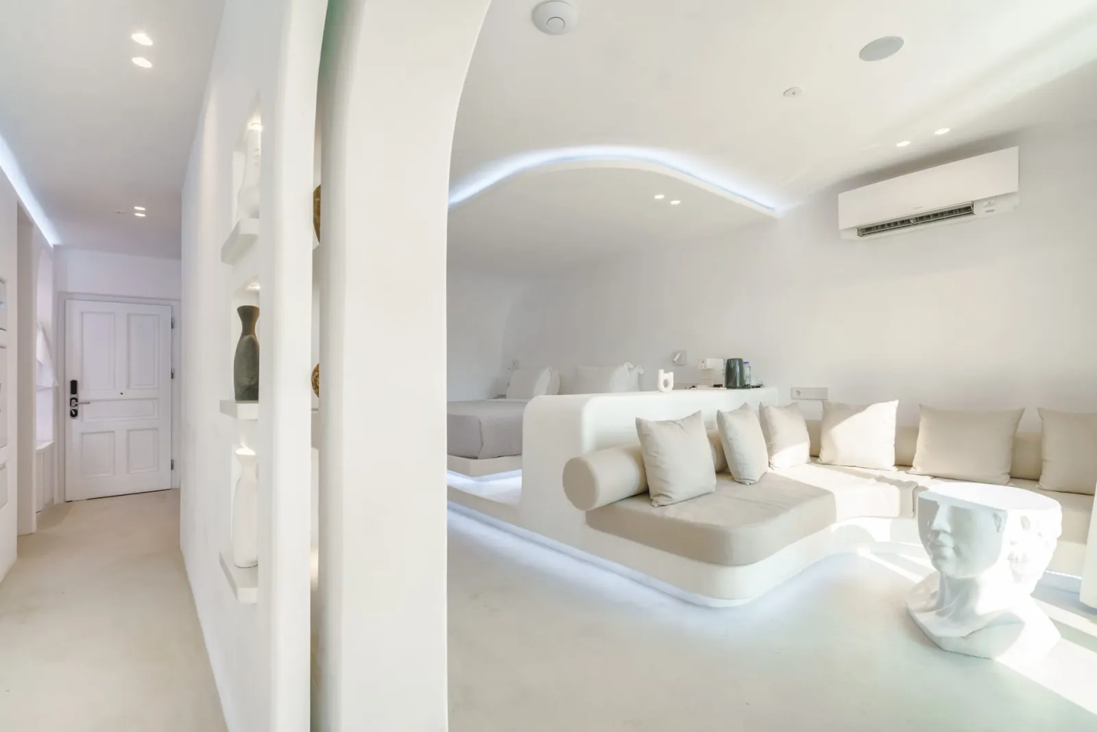 Kivotos Two Bedroom Suite with Sea view