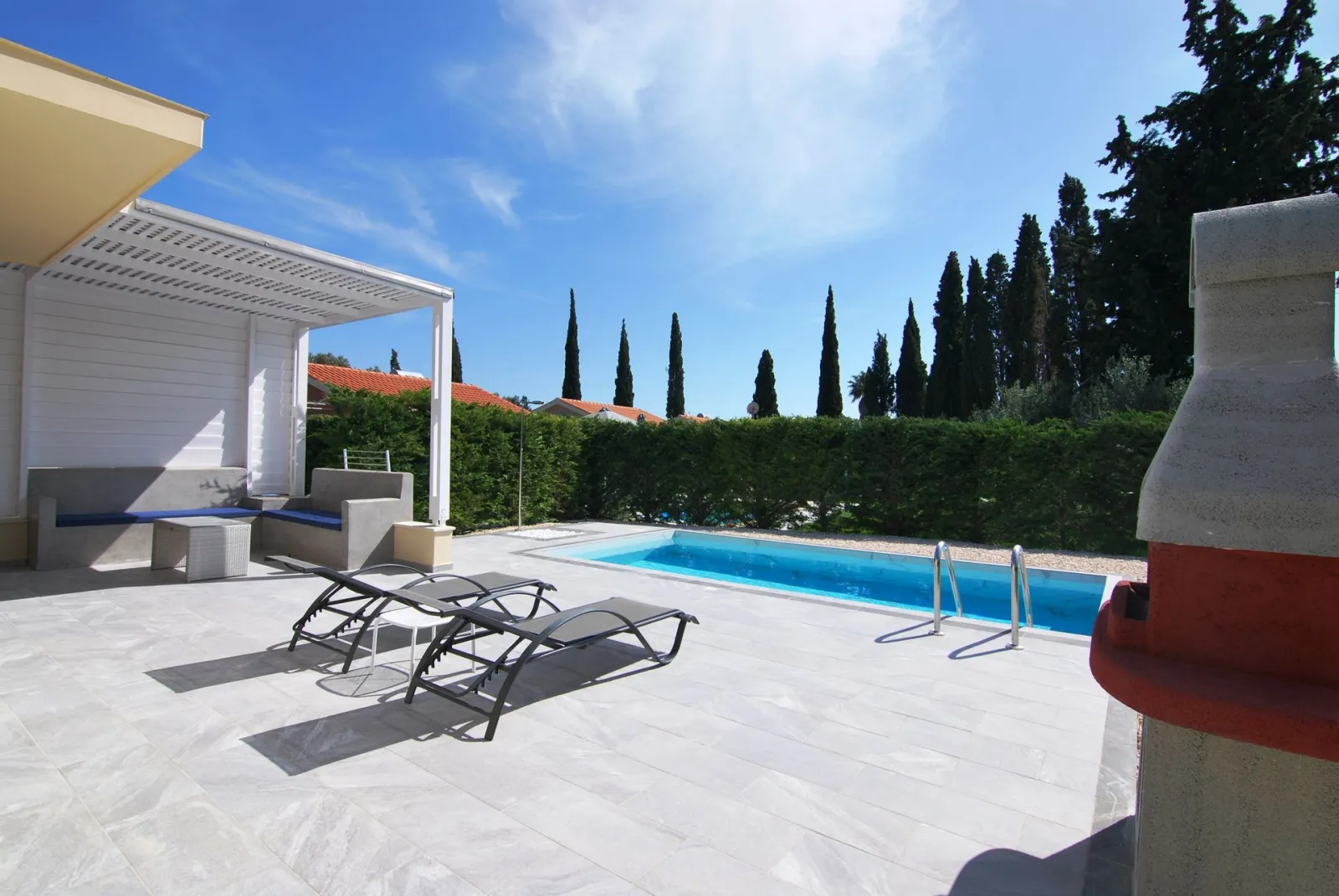 Deluxe Suite with Private Pool