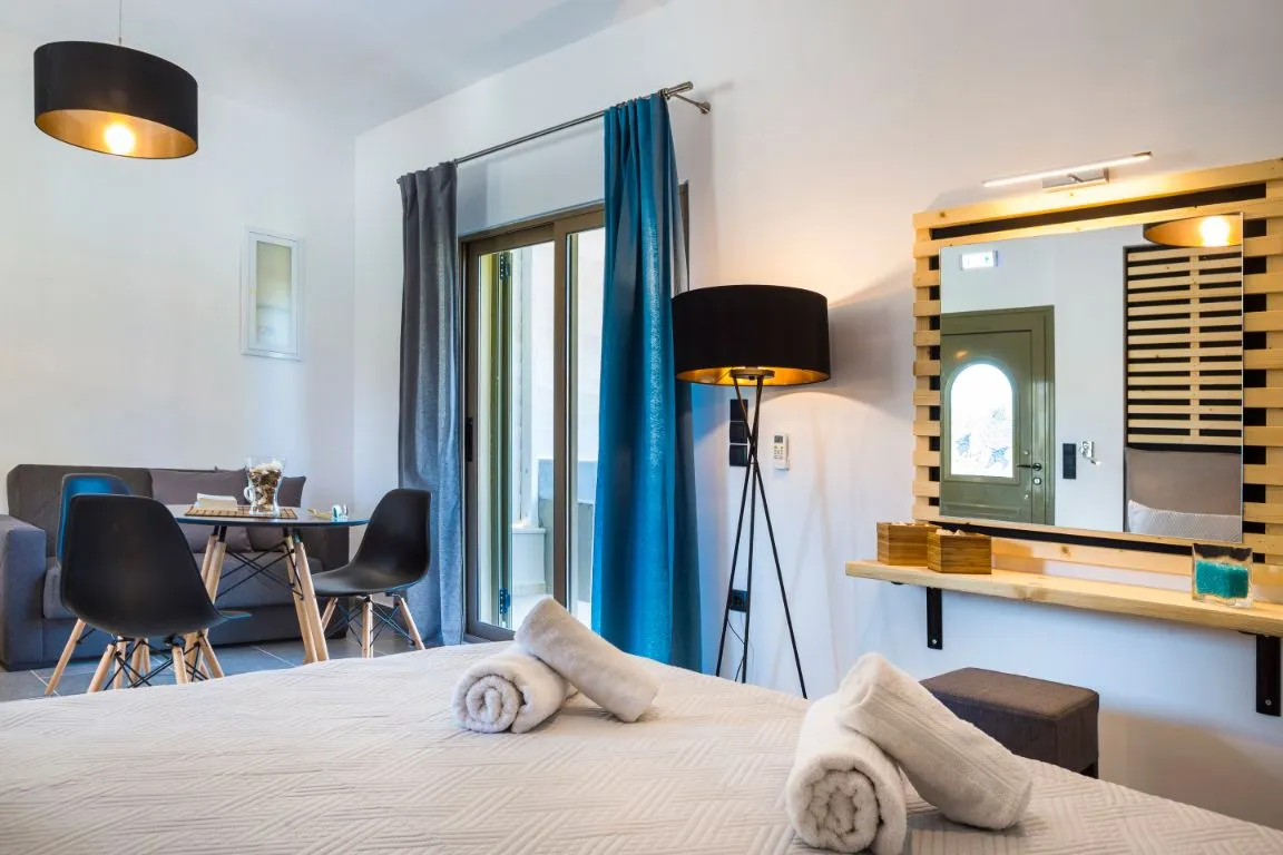 Deluxe Suite with Private Pool