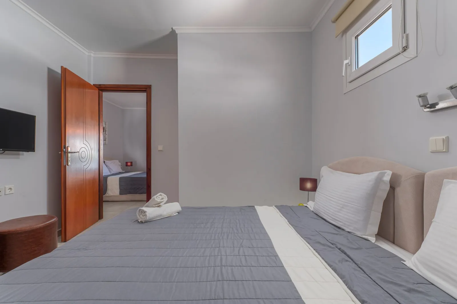 One Bedroom Apartment