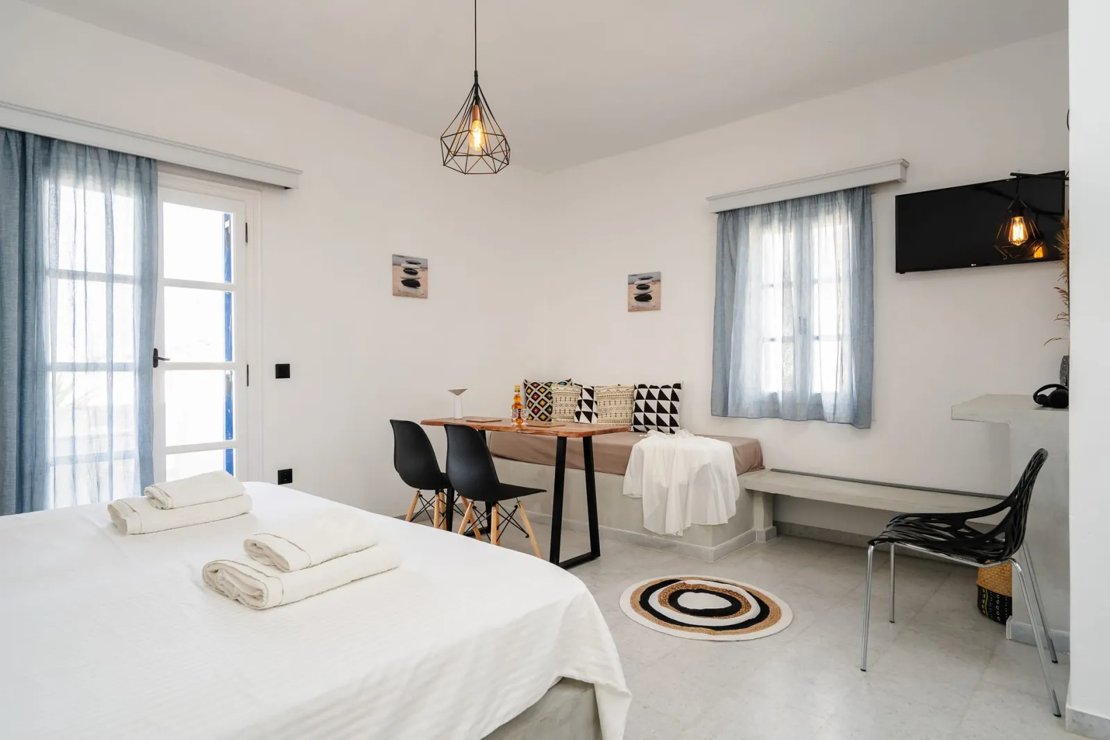 Deluxe King Room with Sea View