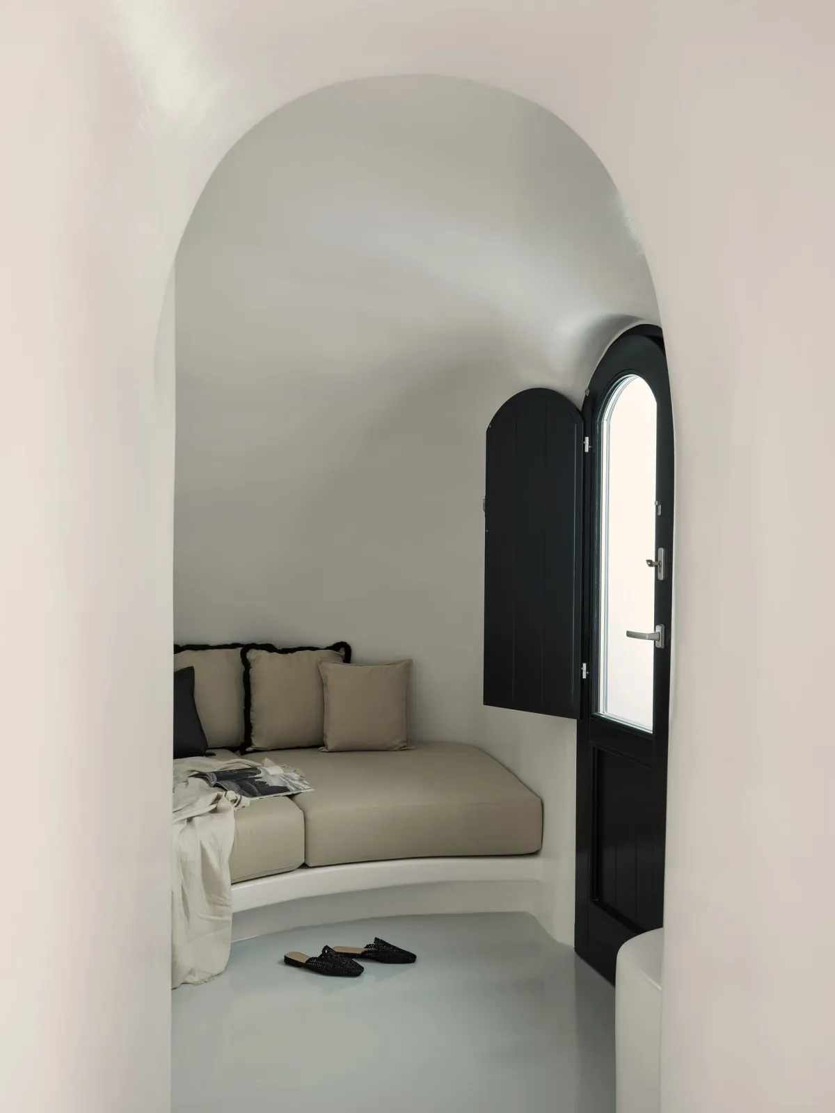 Private Suite with Hot Tub &amp; Sharing Pool (2gsts)