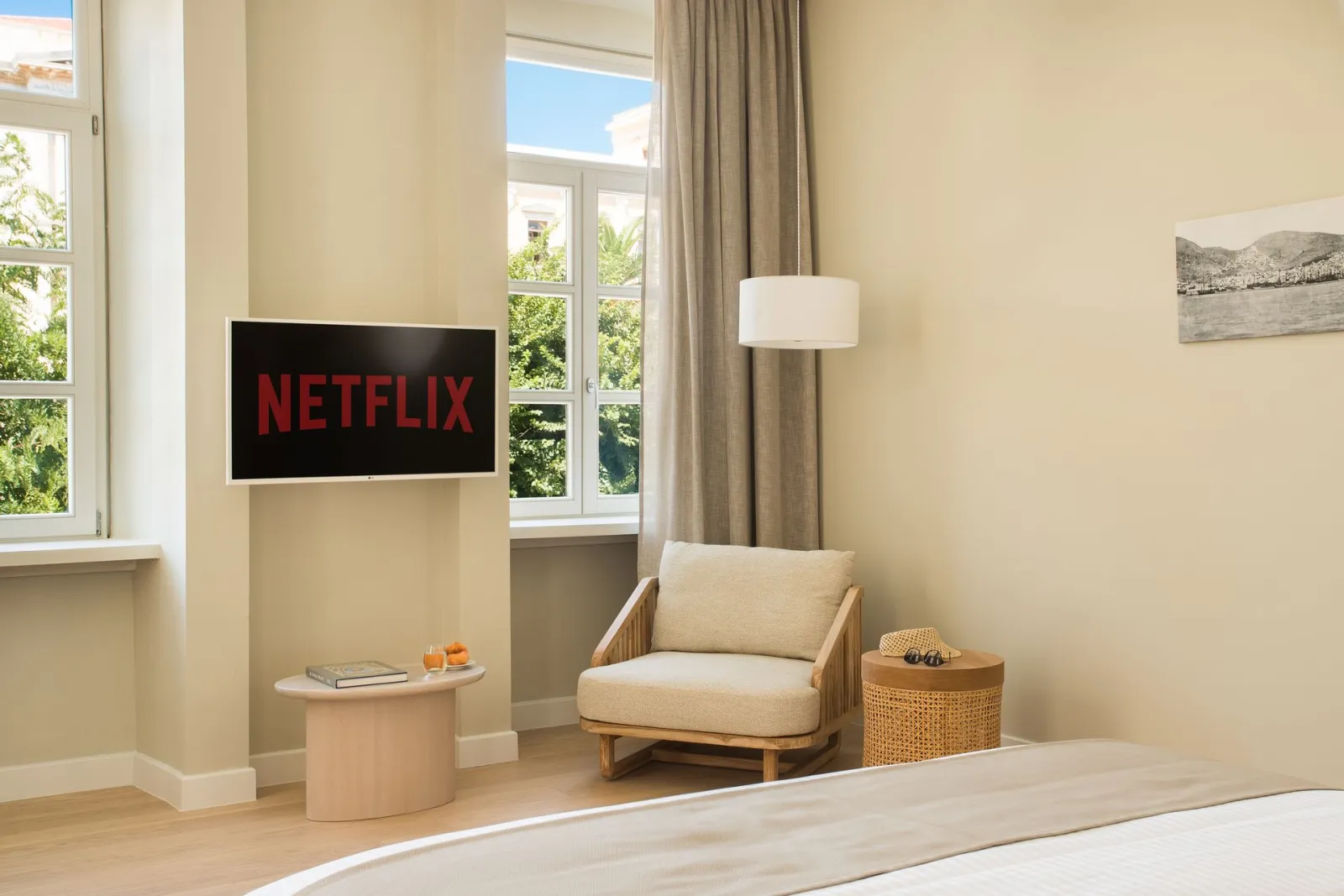 Superior Suite with City View