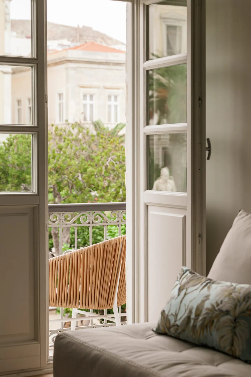 Honeymoon Suite with Balcony &amp; City View