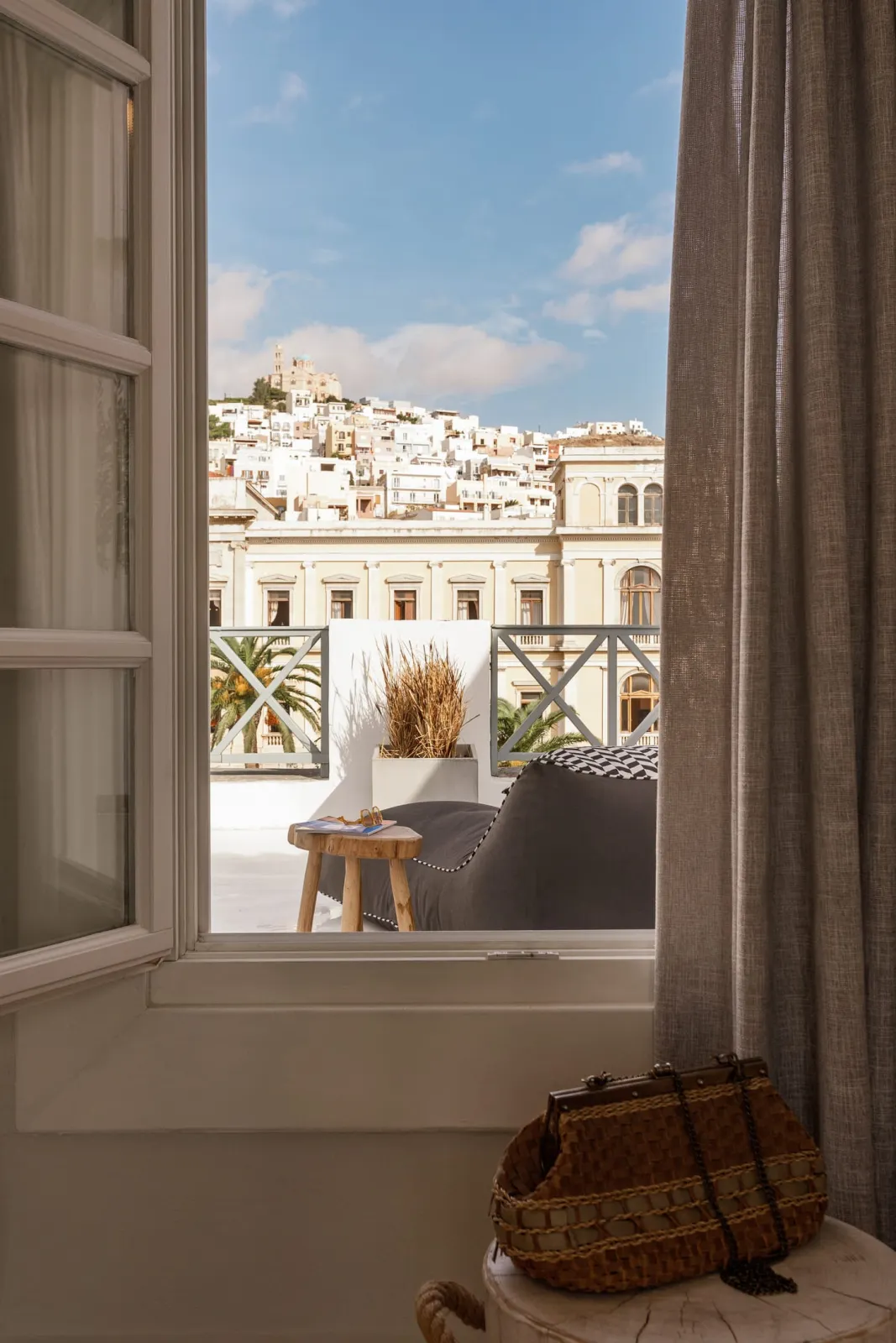 Penthouse Suite with Terrace & City View