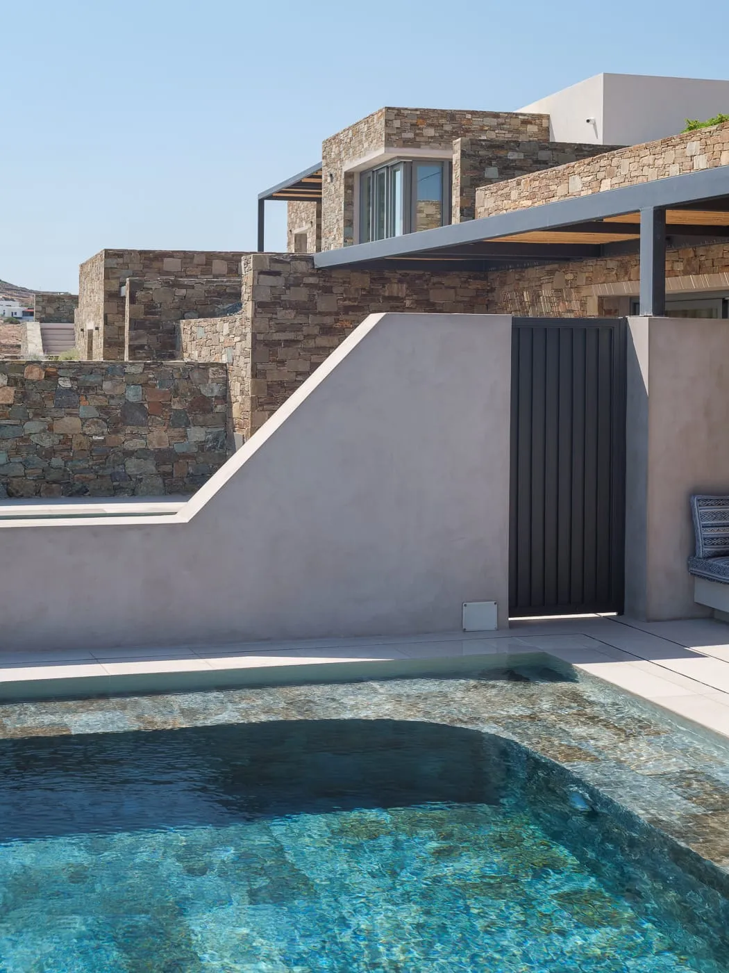 Private Pool Suite
