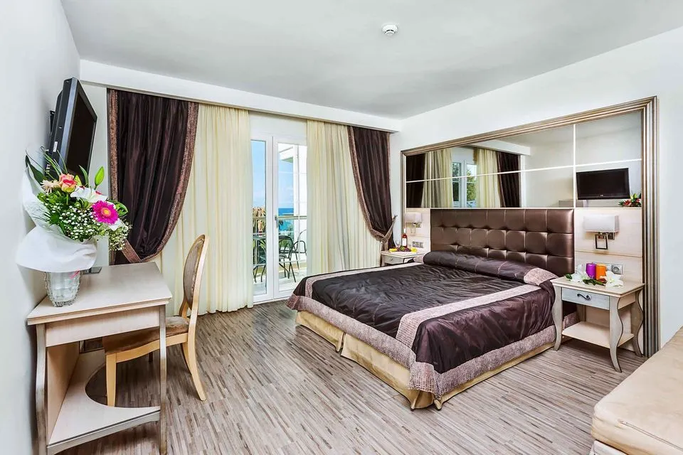 Superior Double Garden View