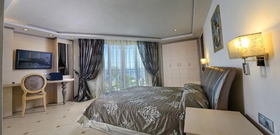 Deluxe Suite Sea View
