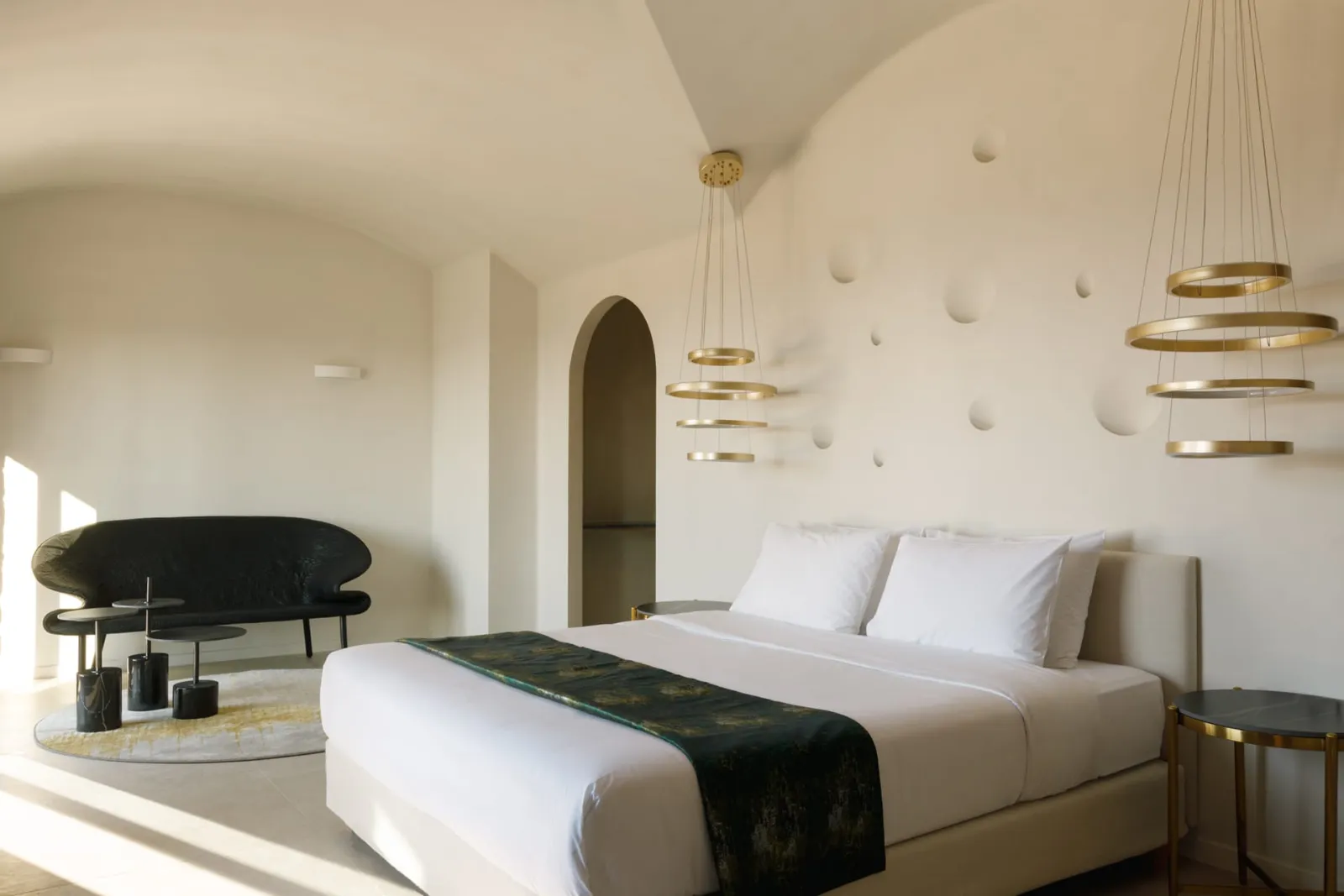 Villa Elegance with Heated Infinity Pool and Sea View