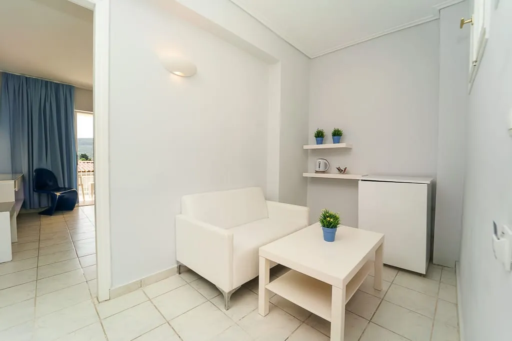 2 Bedroom Family Room