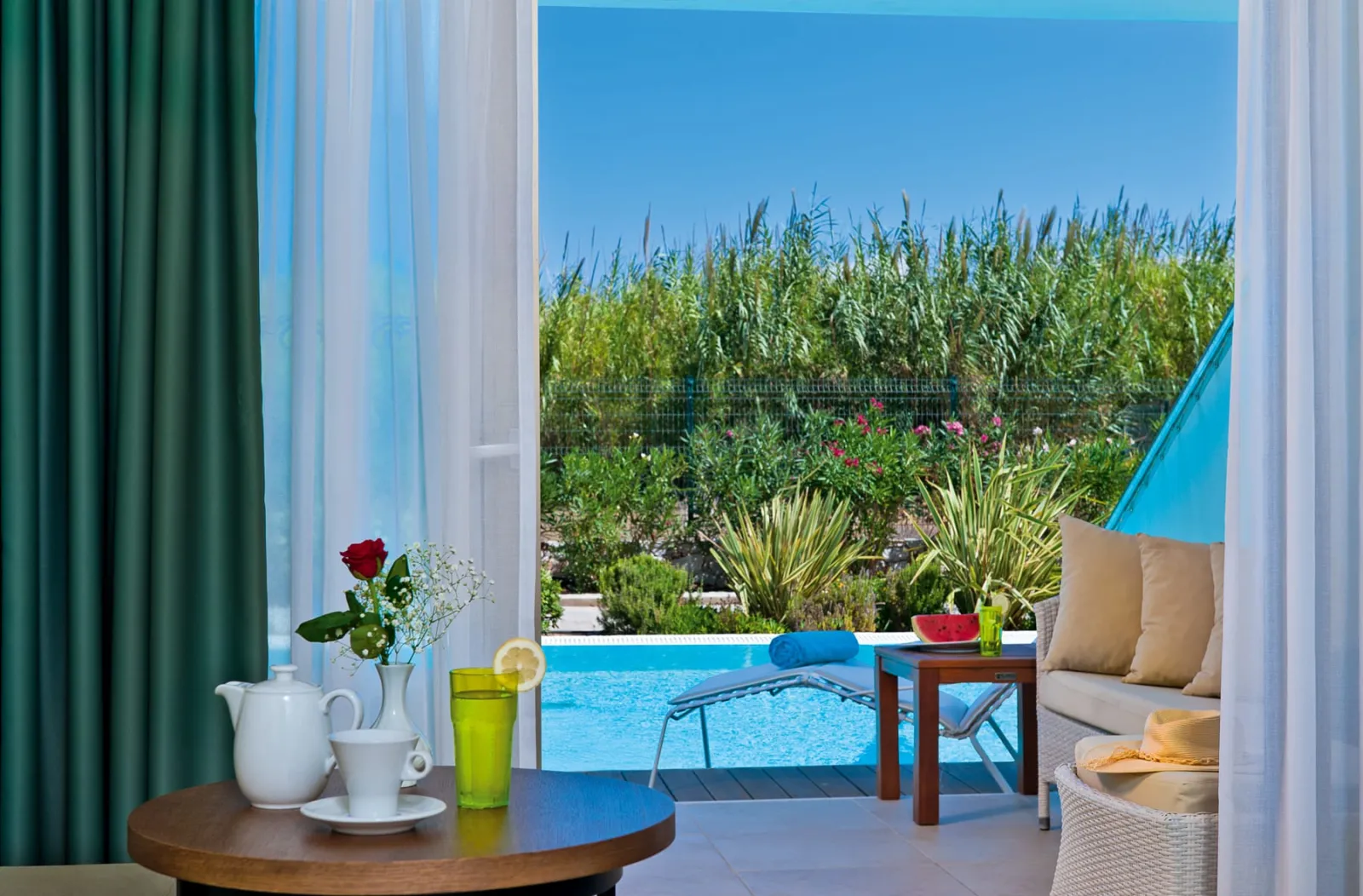 Superior Deluxe Double Room Shared Pool