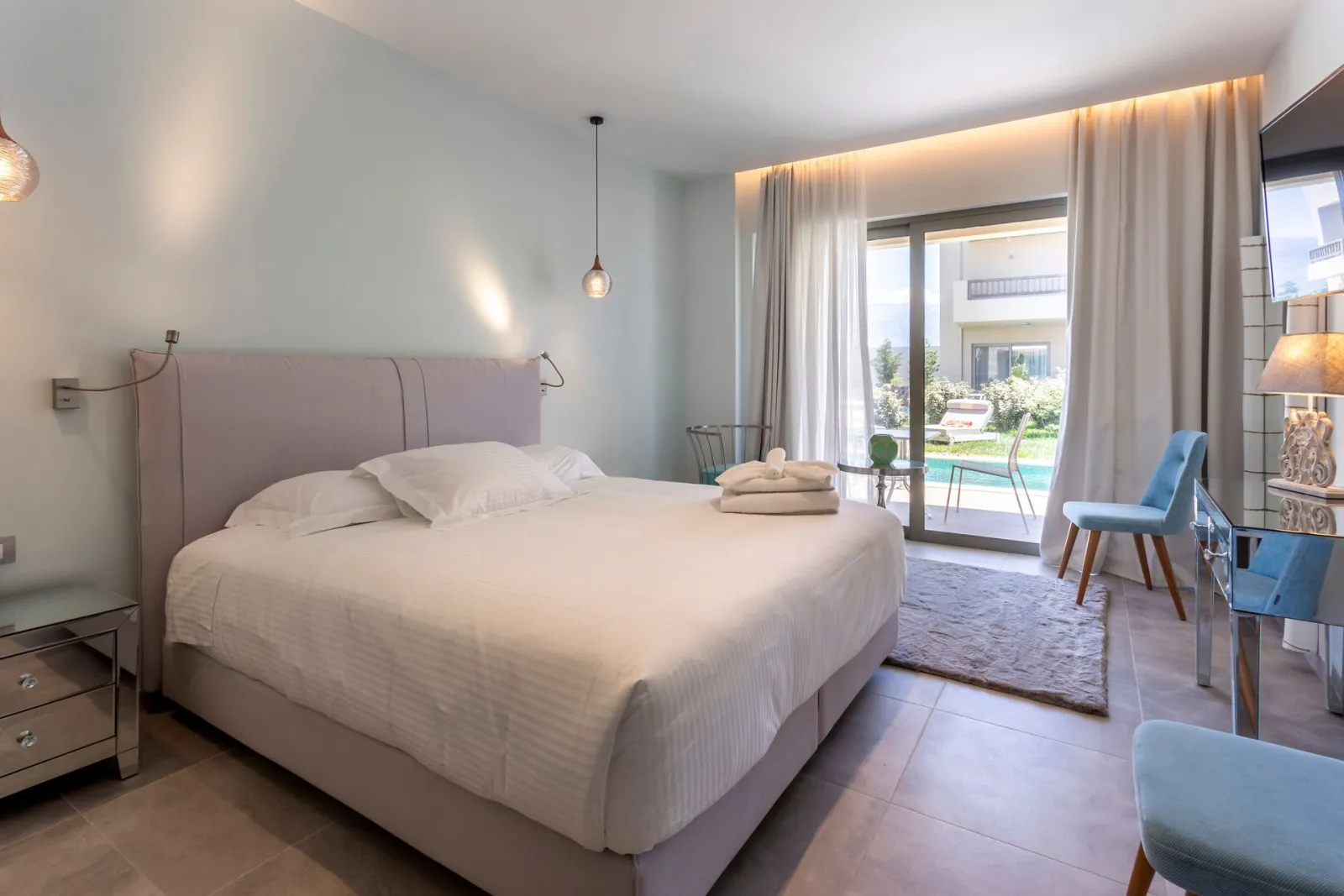 Junior Suite with Private Pool