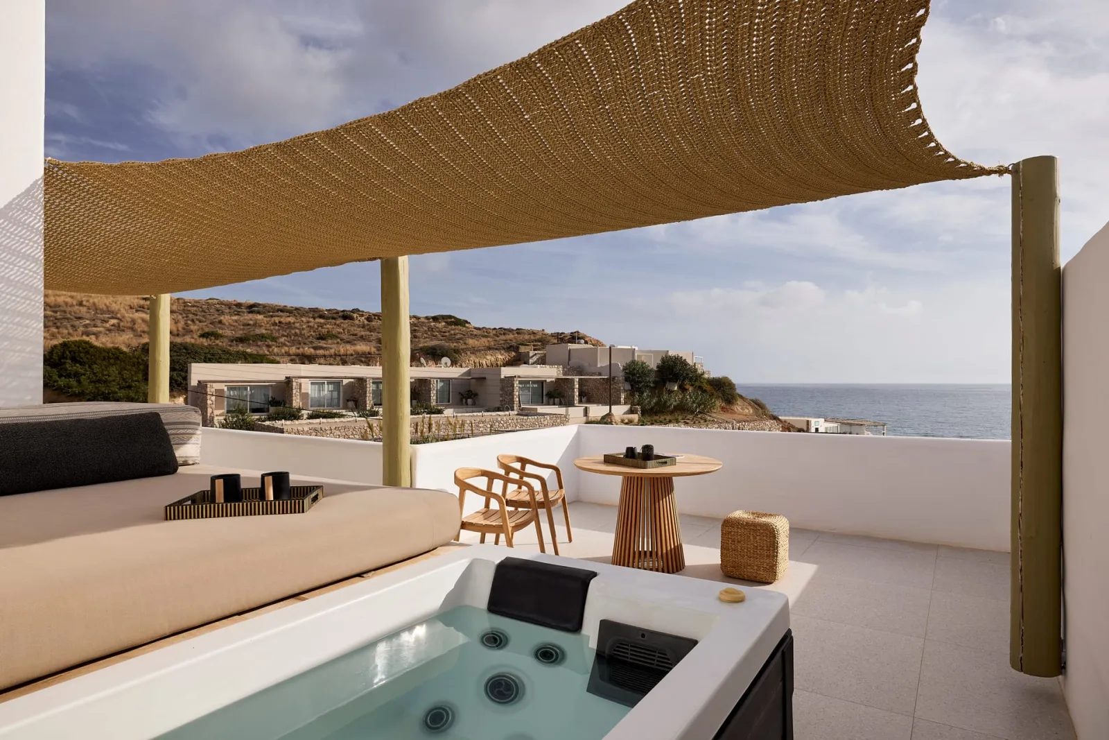 Deluxe Suite Sea View with Hot Tub