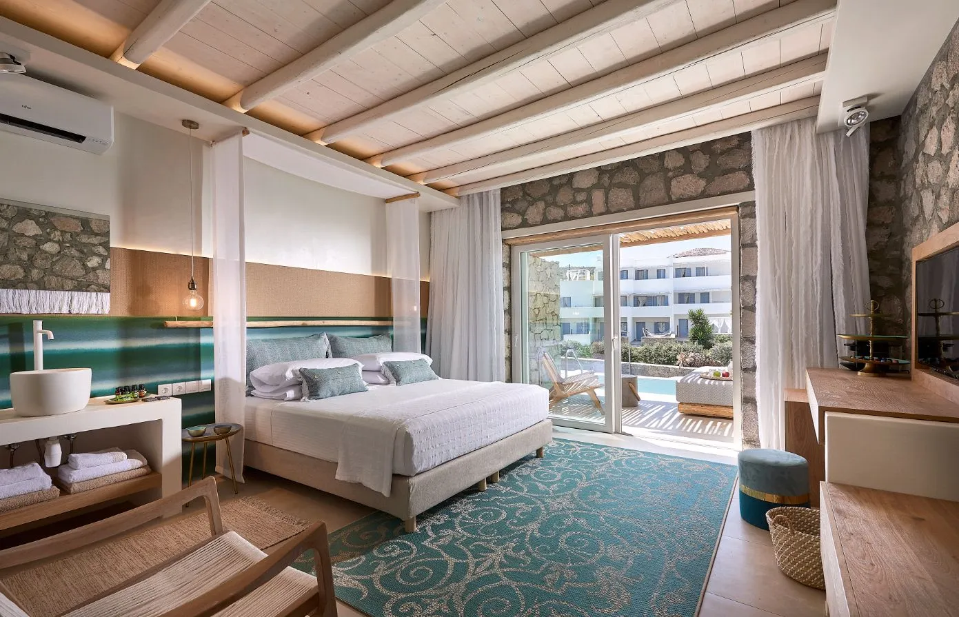 Superior Suite with Private Pool