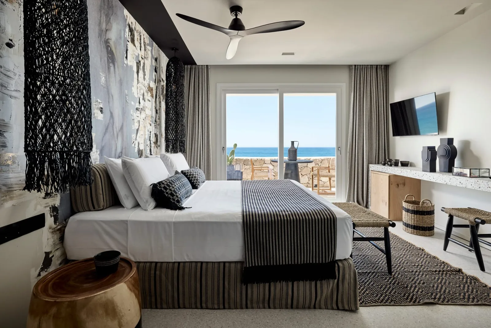 Signature Suite with Sea View