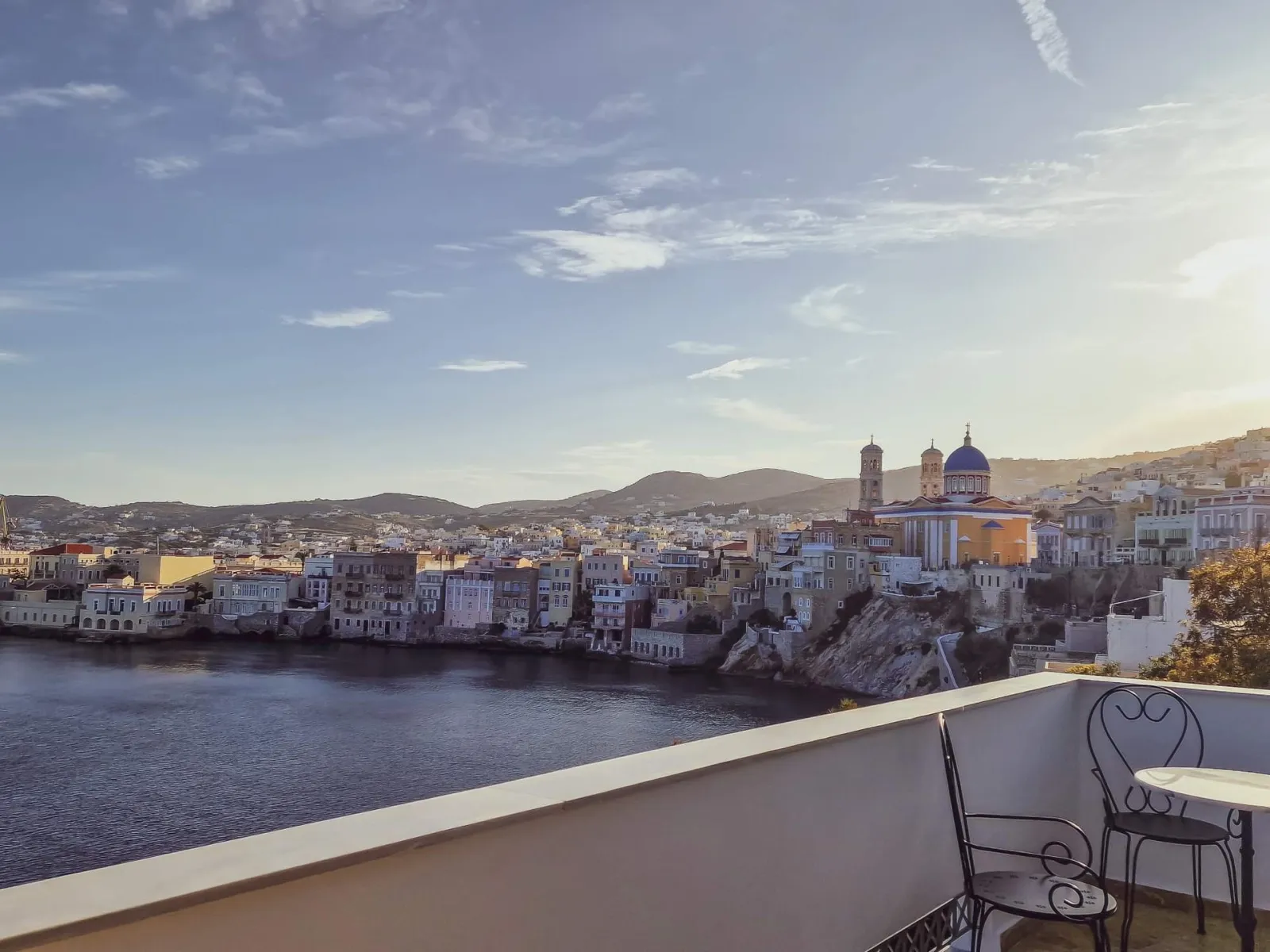 MORA Signature Suite with Sea View