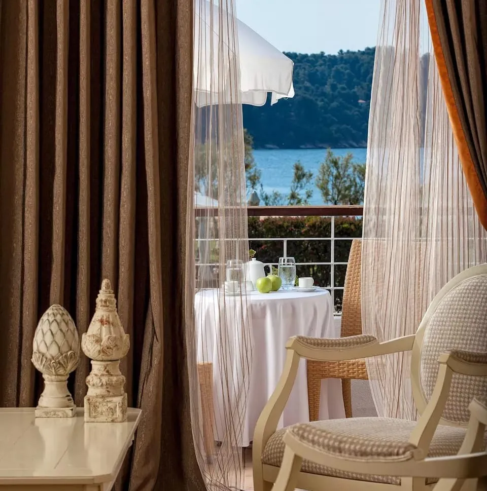 Deluxe Junior Suite