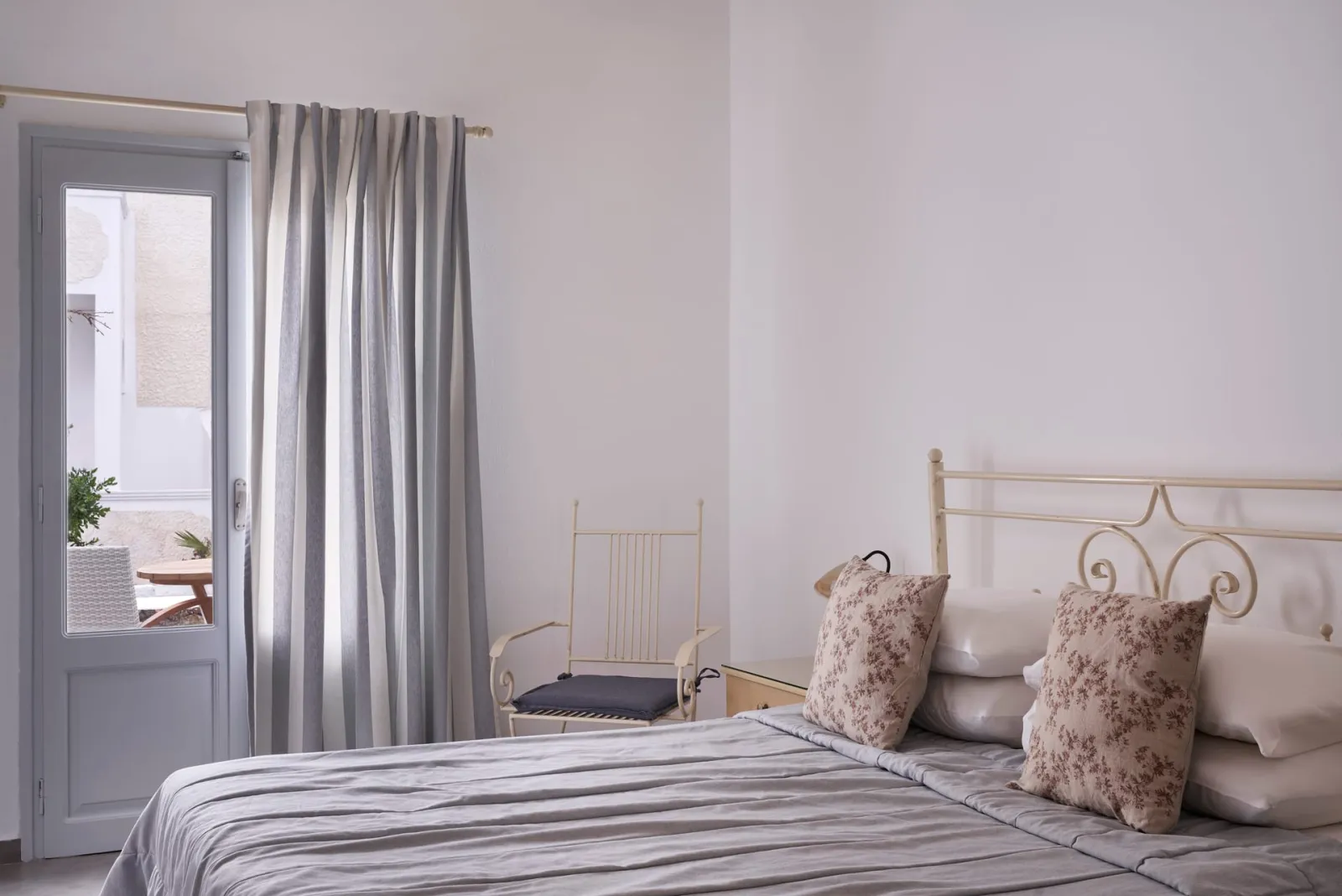 Double Room (2 pax)
