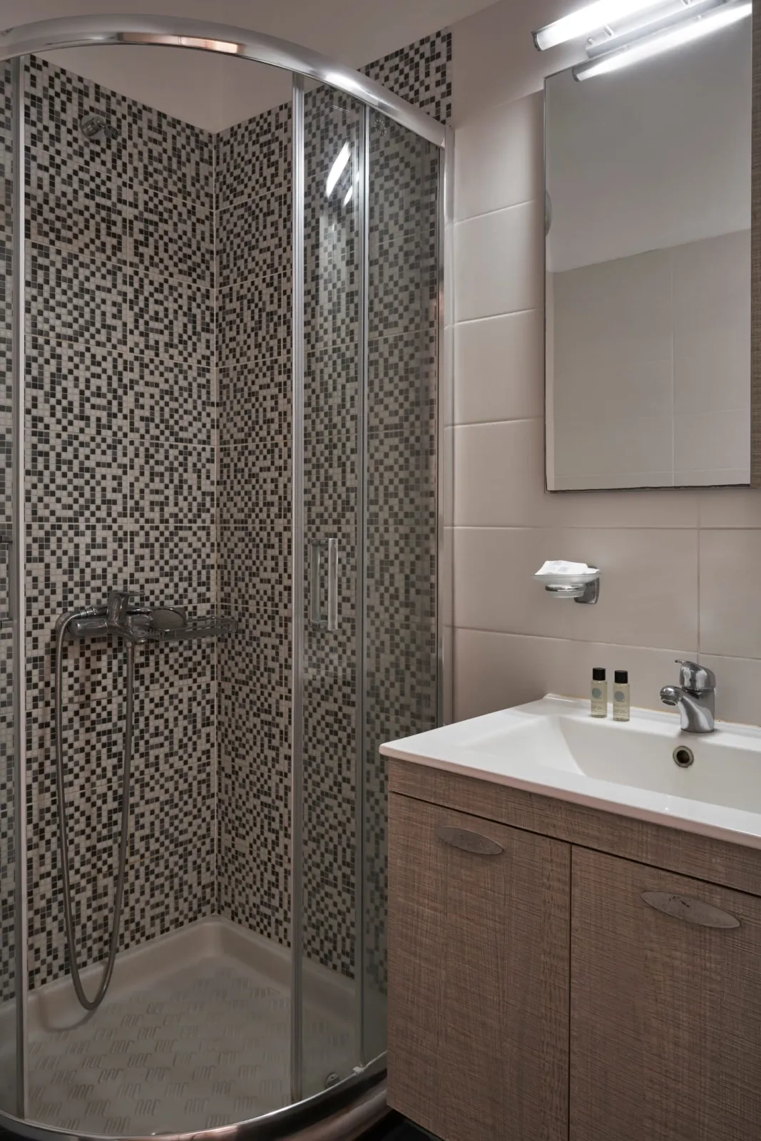 Double Room (2 pax)