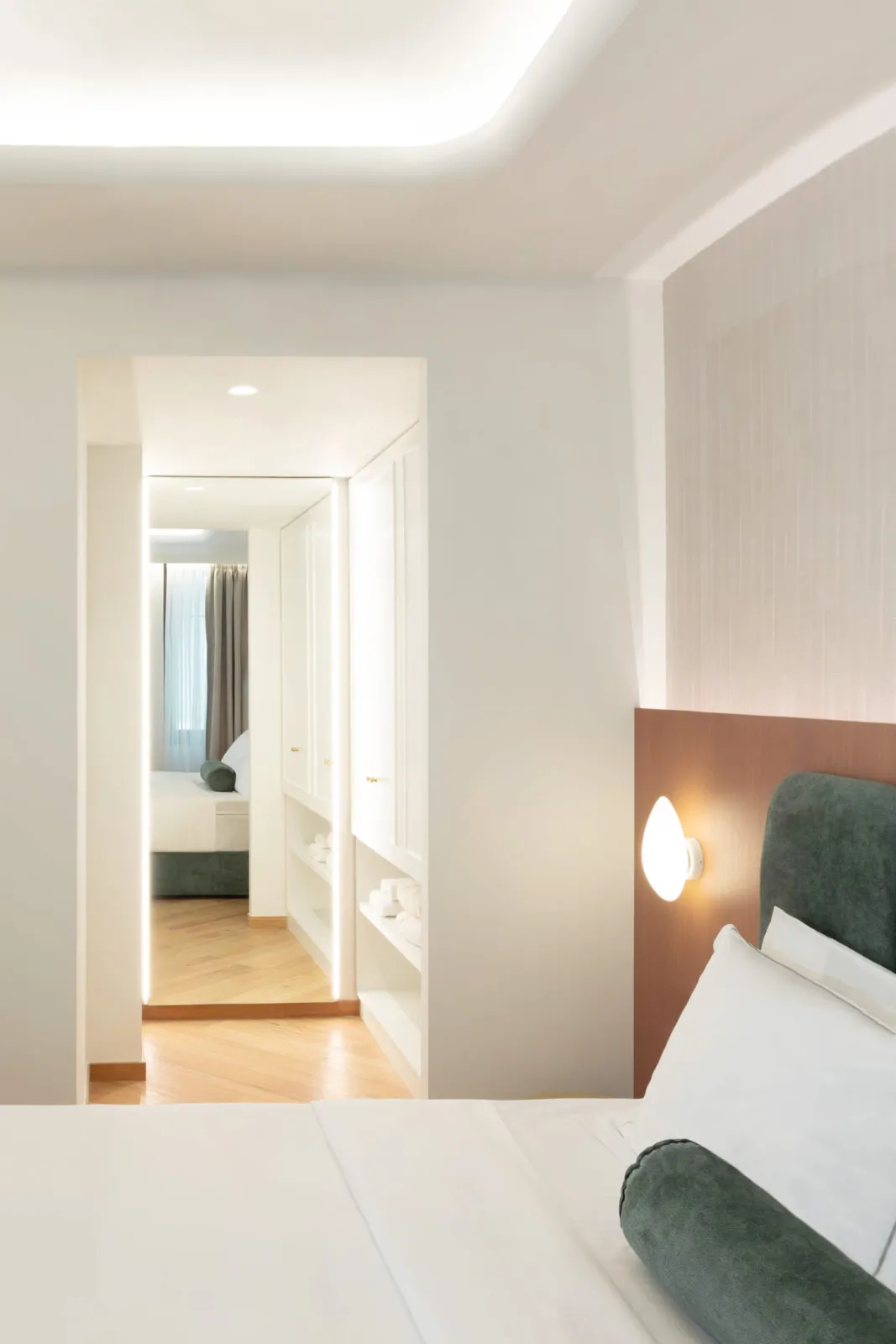Legacy Deluxe Suite