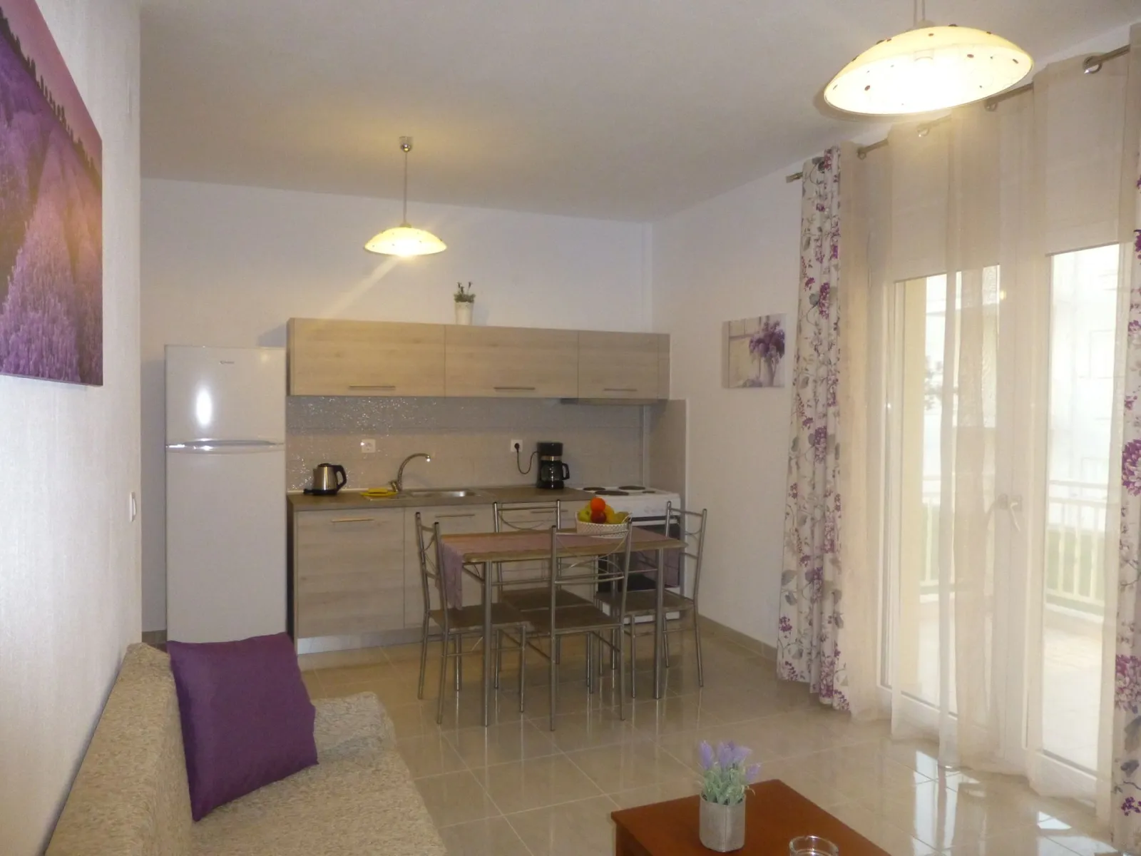 Superior One Bedroom Apartment [2]