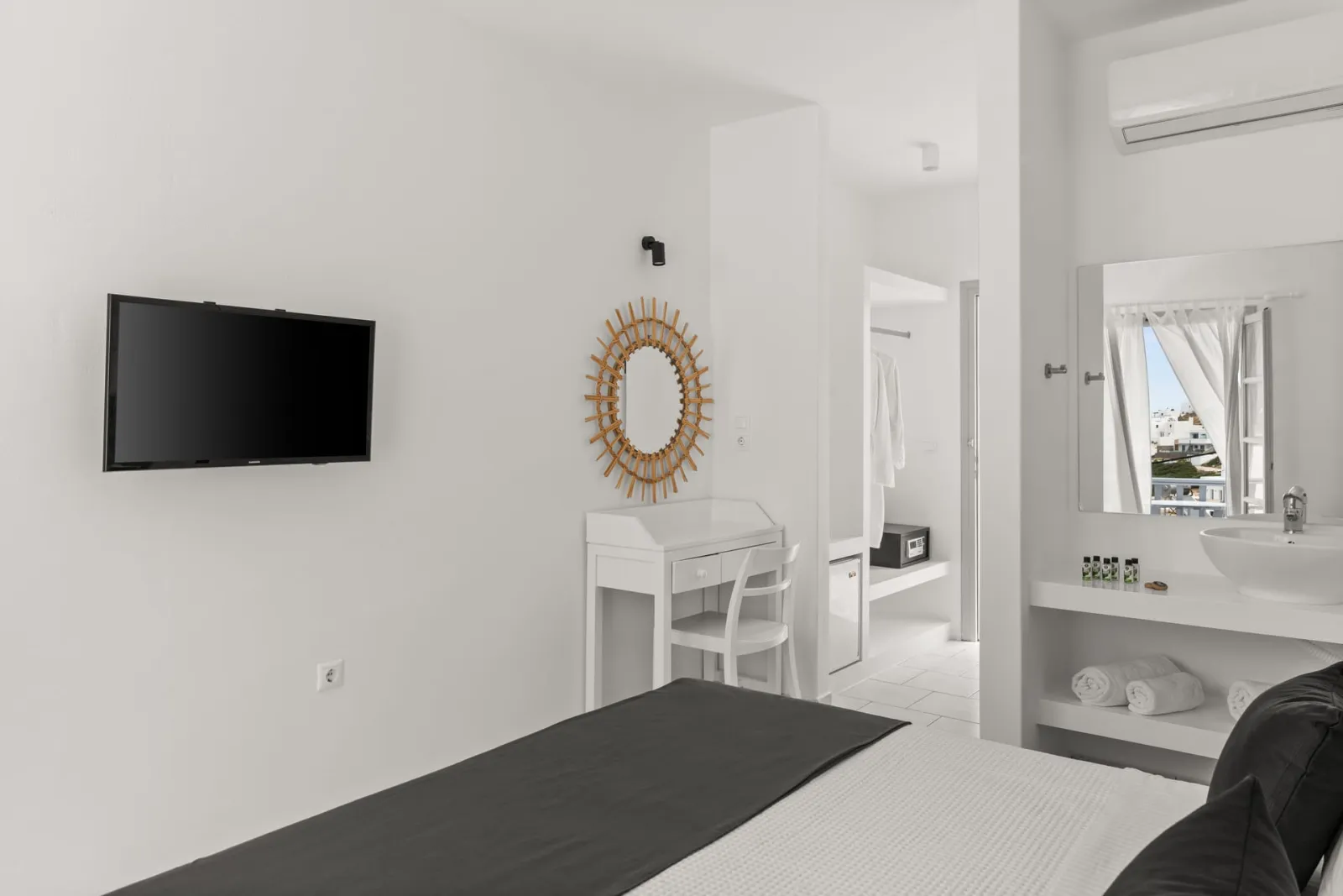 Double Room Surrounding View