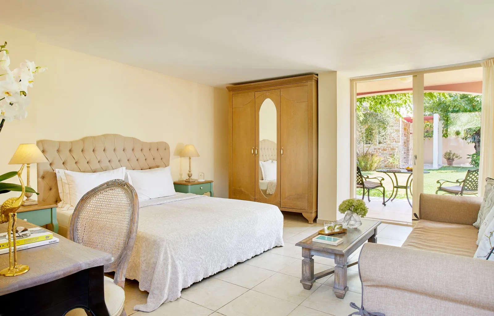 Premium Garden Room